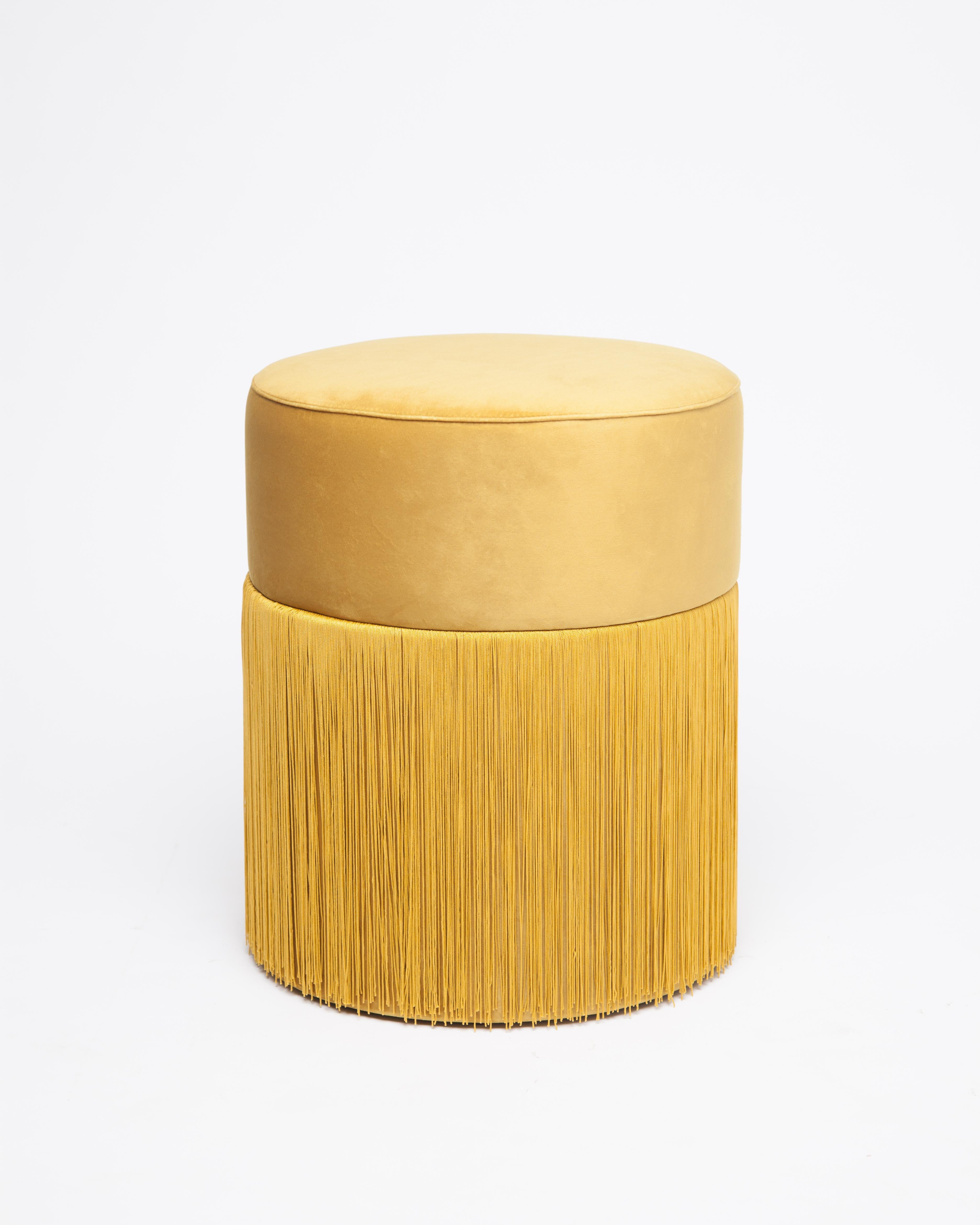 https://a.1stdibscdn.com/pouf-pill-s-by-houtique-for-sale-picture-2/f_12192/f_349300221687621310335/HOUTIQUE_PouffPill30_master.jpg