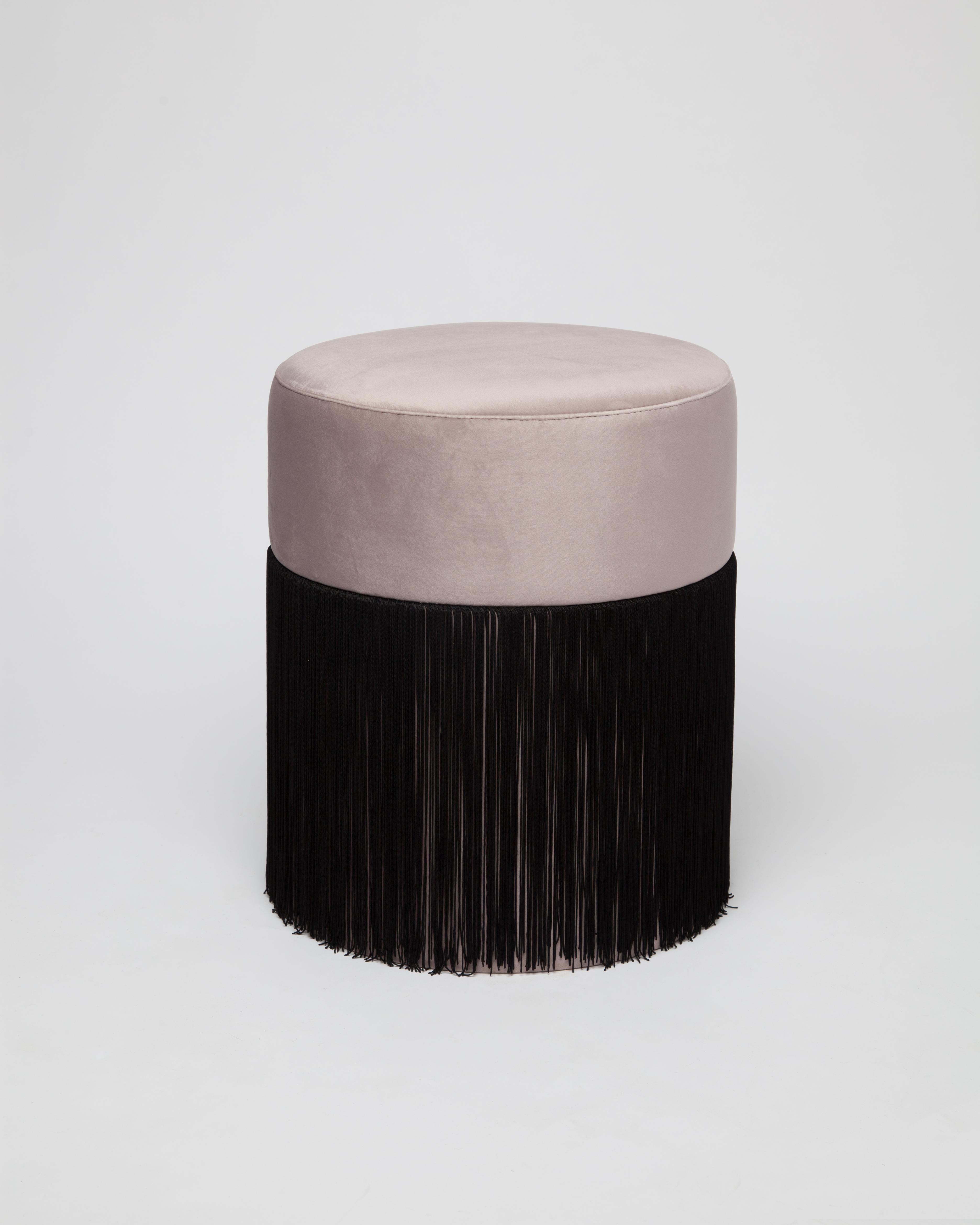https://a.1stdibscdn.com/pouf-pill-s-by-houtique-for-sale-picture-4/f_12192/f_349300221687621312189/HOUTIQUE_PouffPill36_master.jpg