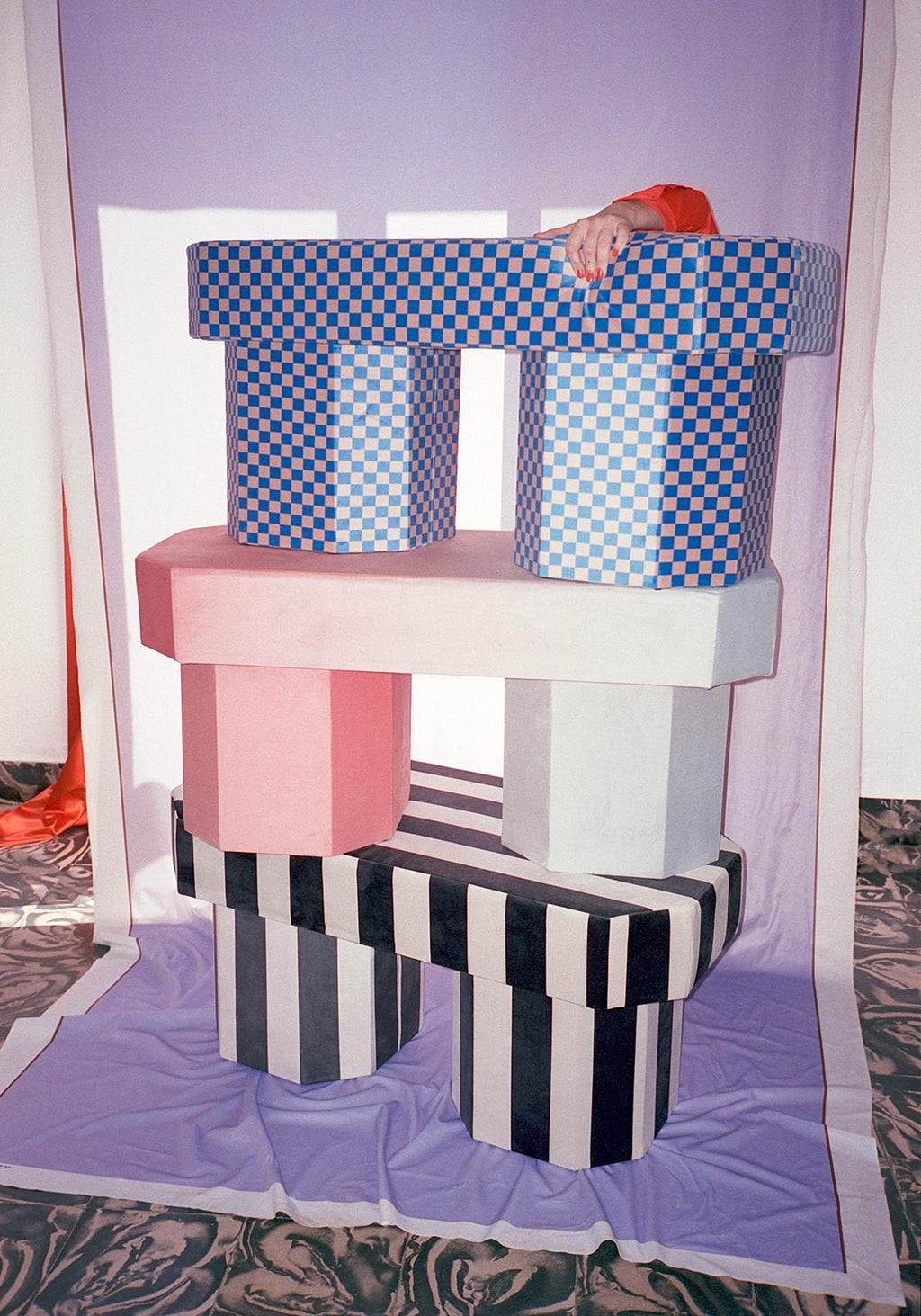 https://a.1stdibscdn.com/viva-stripe-black-and-white-bench-by-houtique-for-sale-picture-14/f_12192/f_349874621687901928128/HOUTIQUE_VIVA_BENCH_LOWRES15_master.jpg
