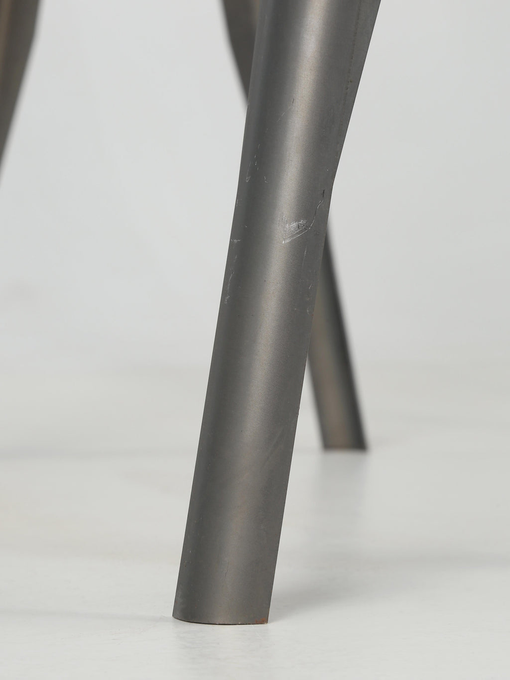 https://a.1stdibscdn.com/genuine-french-made-tolix-steel-trestle-table-legs-table-top-not-included-new-for-sale-picture-8/f_8243/f_308335821665669736211/HP174_08_master.jpg