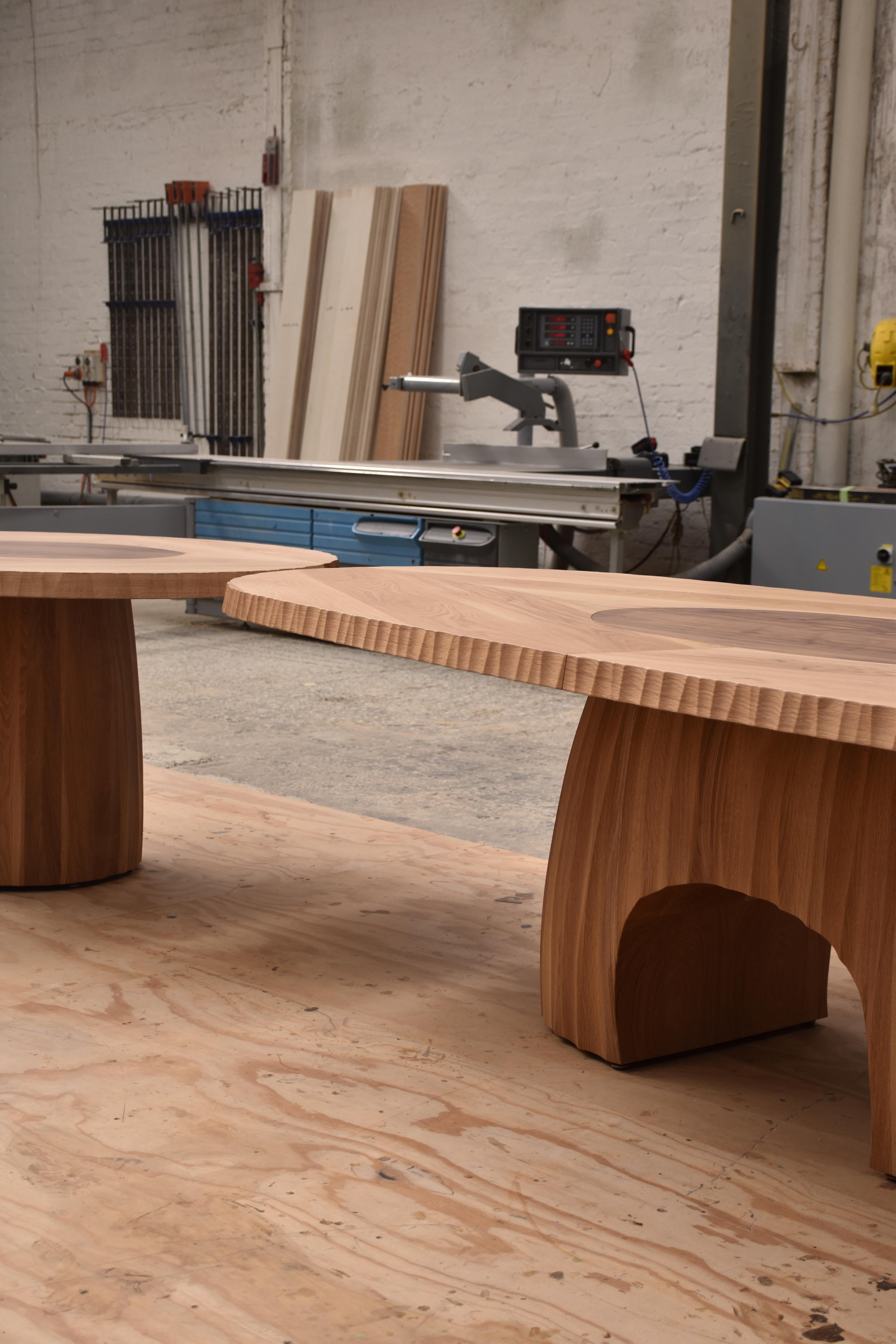 https://a.1stdibscdn.com/flack-oval-dining-table-by-daniel-poole-for-sale-picture-7/f_12192/f_446277521744915630663/HTF11_master.jpg