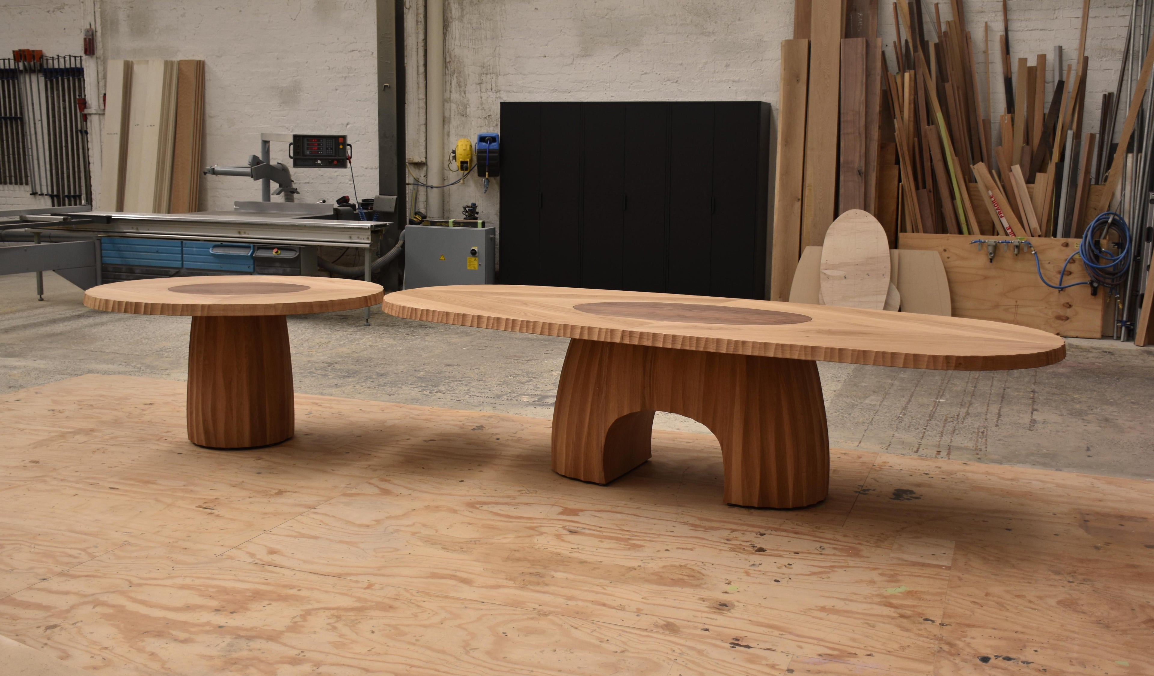 https://a.1stdibscdn.com/flack-oval-dining-table-by-daniel-poole-for-sale-picture-11/f_12192/f_446277521744915633419/HTF2_master.jpg