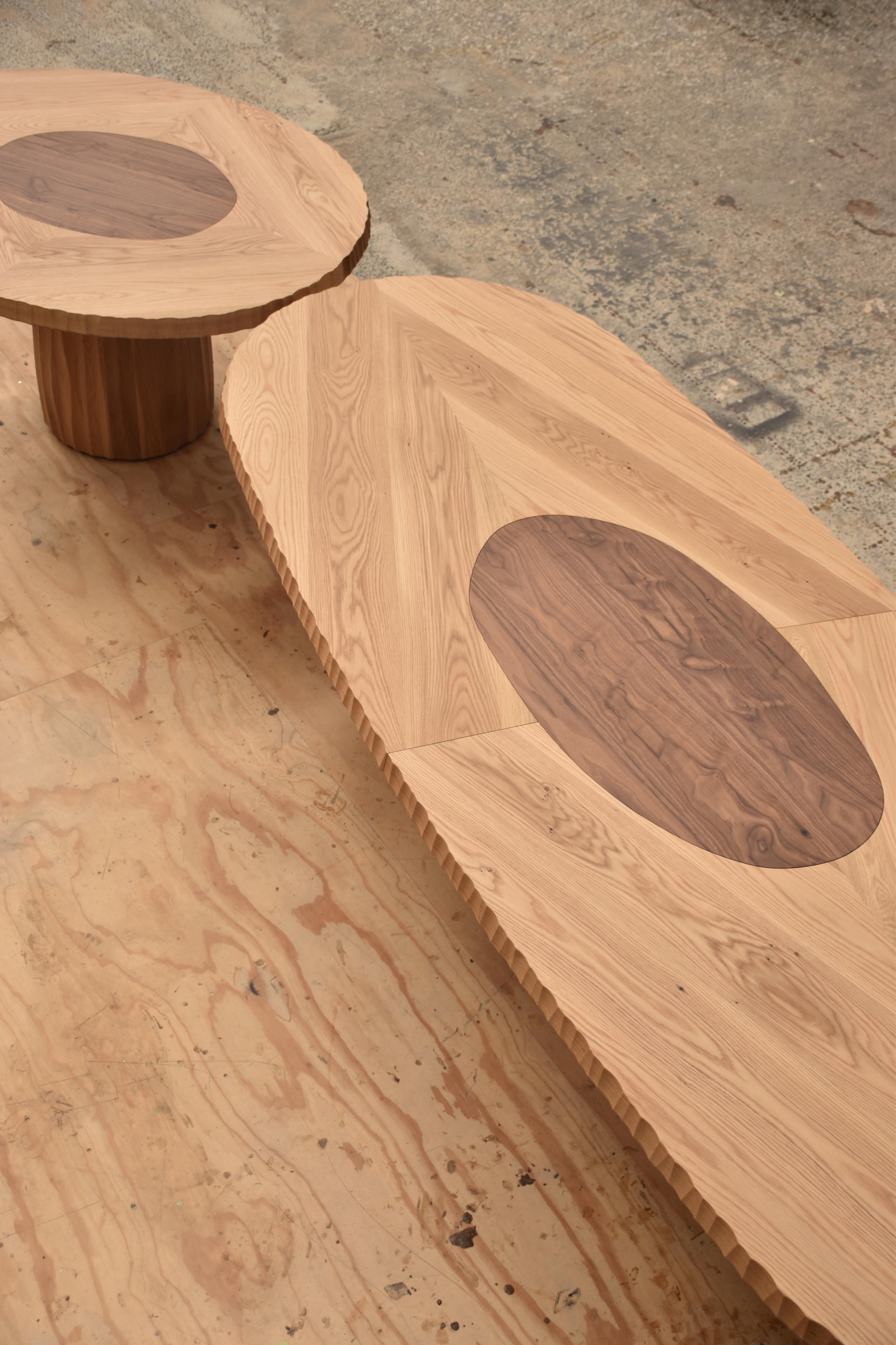 https://a.1stdibscdn.com/flack-oval-dining-table-by-daniel-poole-for-sale-picture-4/f_12192/f_446277521744915628274/HTF8_master.jpg