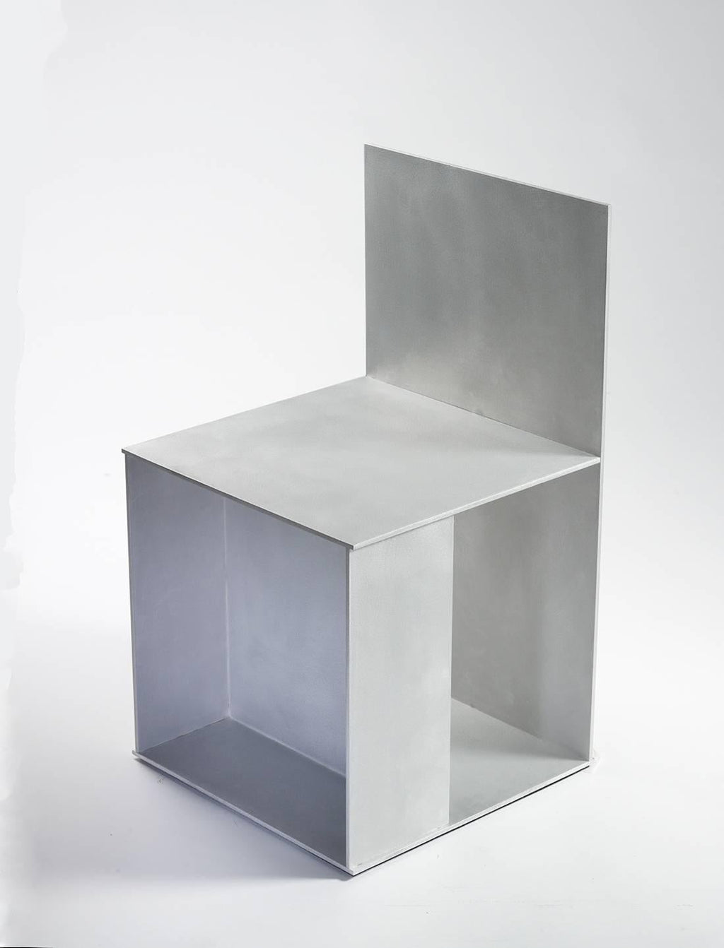 https://a.1stdibscdn.com/archivesE/upload/f_31003/f_97480311517603870972/Hall_Chair_f_master.jpg