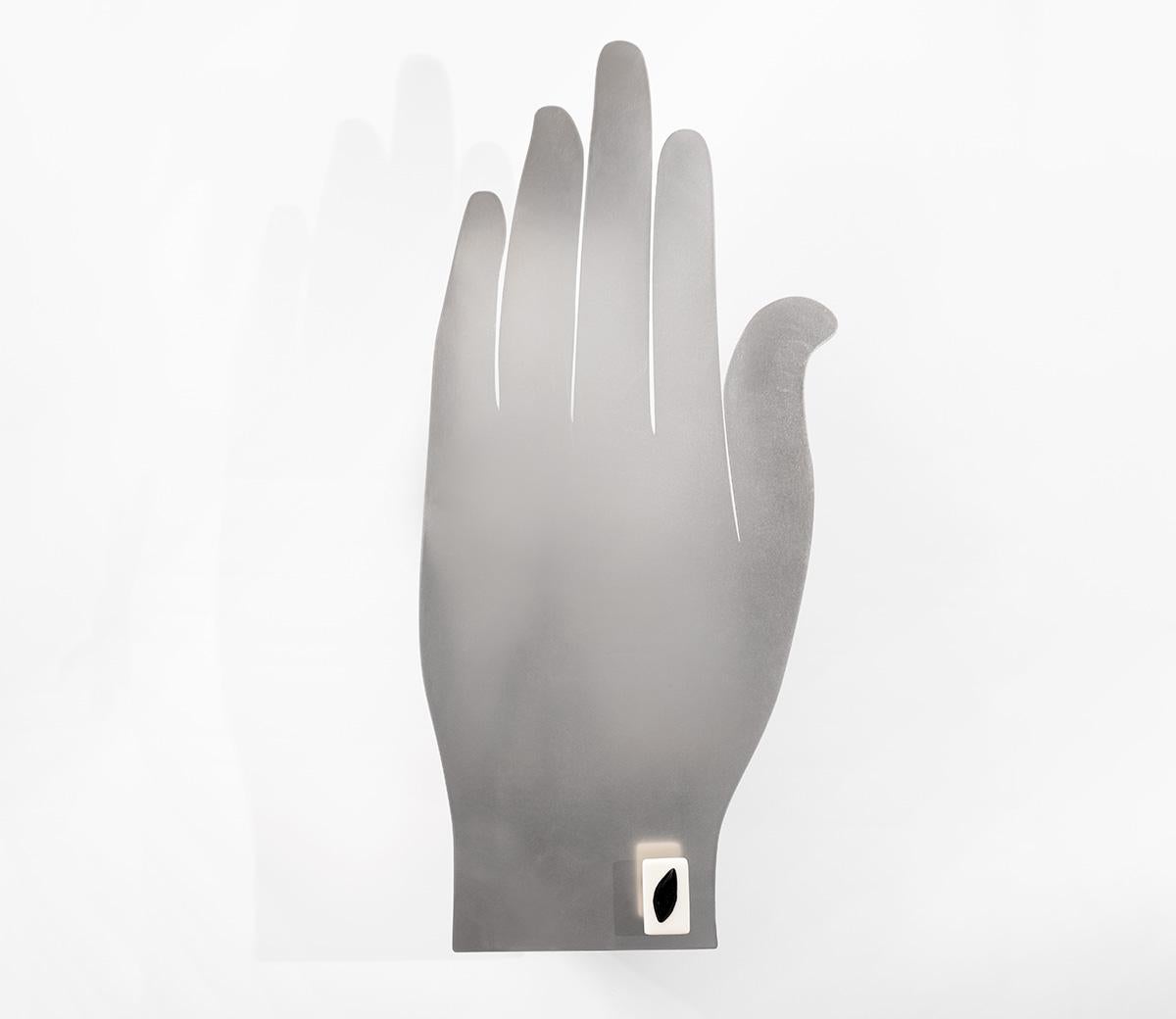 https://a.1stdibscdn.com/hand-cabinet-in-stainless-steel-by-alexis-and-ginger-for-sale-picture-4/f_37133/f_414610721726237968051/Hand_Cabinet_Eyelet_Handle_EDIT_master.jpg