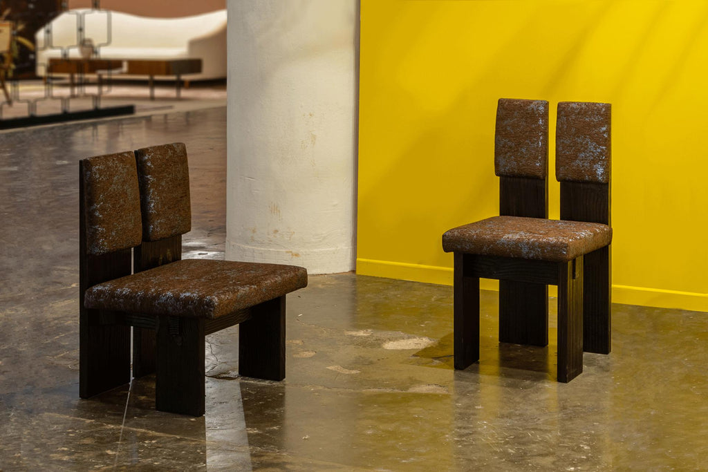 https://a.1stdibscdn.com/hawaii-chair-in-carbonized-brazilian-pine-wood-for-sale-picture-6/f_31773/f_295318021657639539754/Hawaii_ambient_WEB_master.jpg