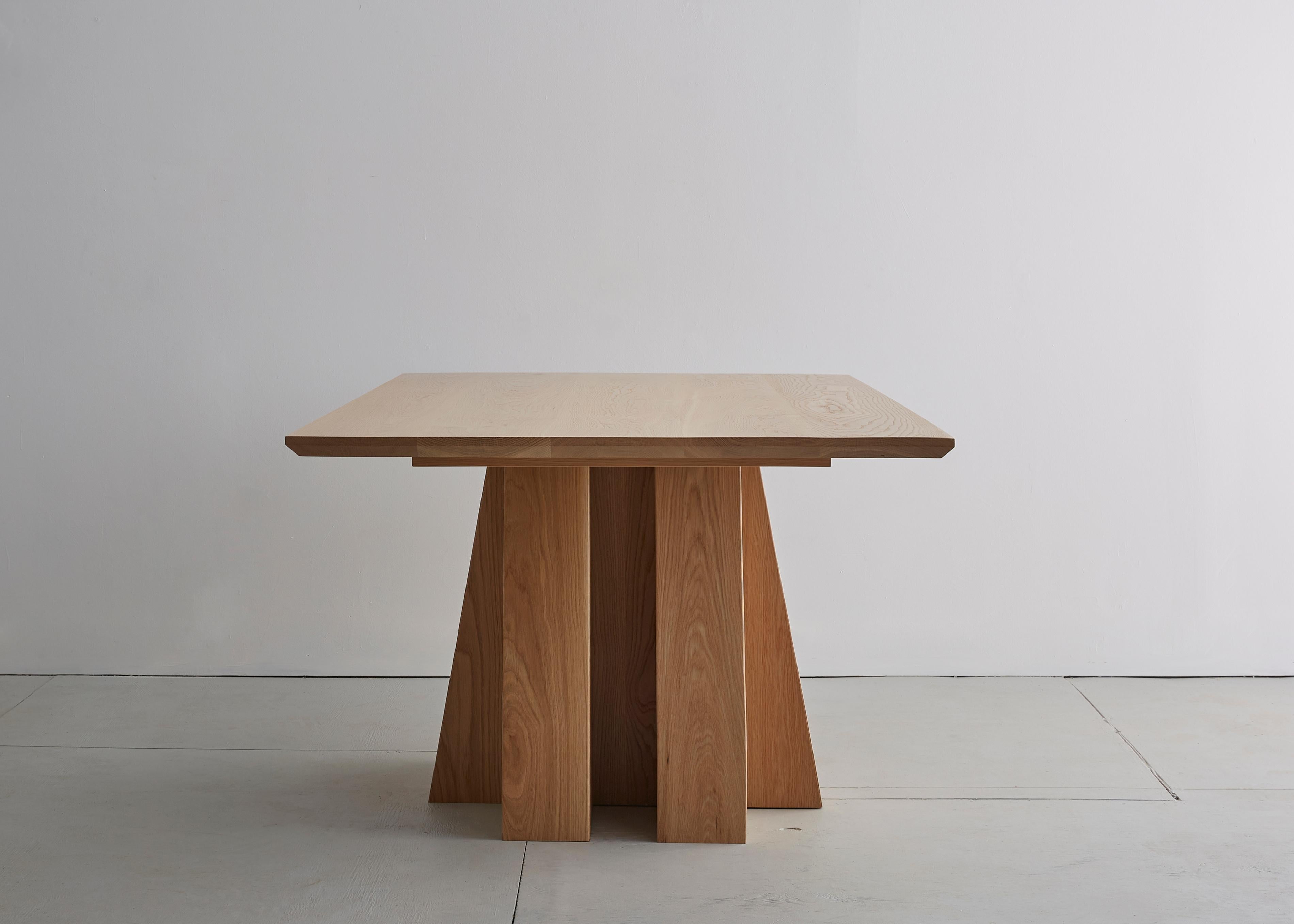 https://a.1stdibscdn.com/helle-hardwood-dining-table-by-bowen-liu-for-sale-picture-4/f_12192/f_481954021767634713196/Helle_Dining_Table_03_BOWEN_LIU_STUDIO_master.jpg