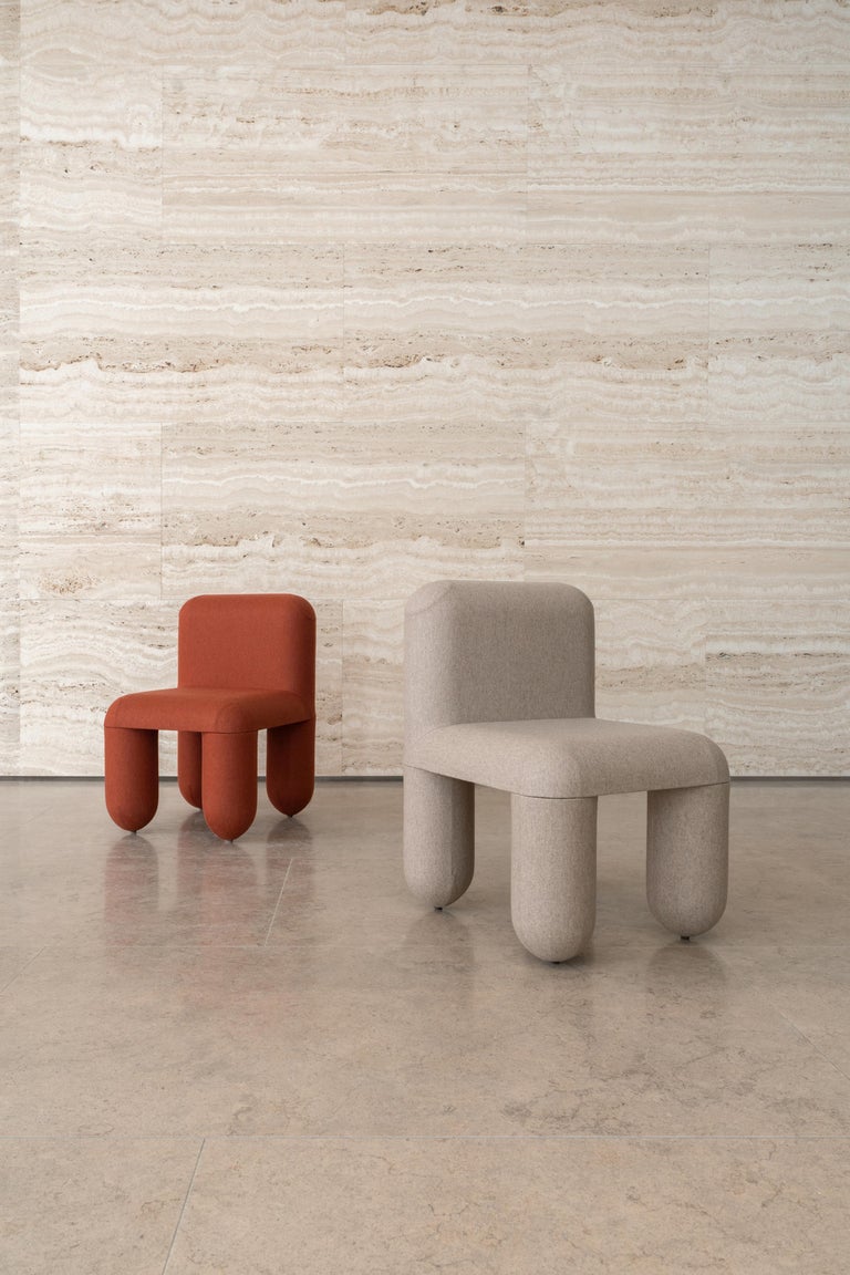 https://a.1stdibscdn.com/modern-dining-chair-hello-in-various-fabrics-and-colors-by-noom-for-sale-picture-13/f_42321/f_422342721731098619332/Hello_chairs_by_NOOM_sm_4__master.jpg?width=768