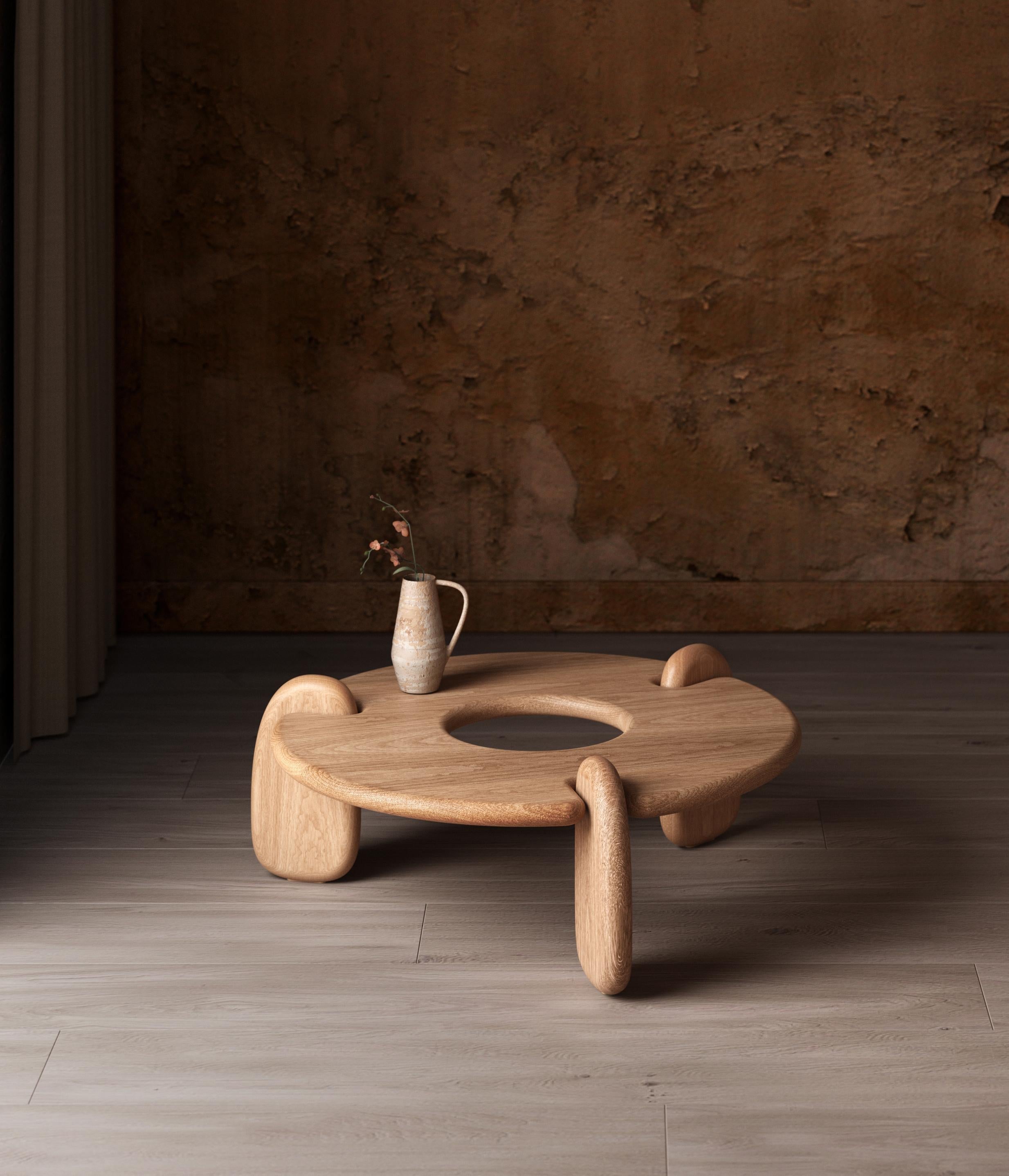 https://a.1stdibscdn.com/circular-48-inch-three-legged-white-oak-henge-coffee-table-by-objects-ideas-for-sale-picture-3/f_37133/f_242392521624237045845/Henge_Coffee_Table_Oak_R3A_master.jpg