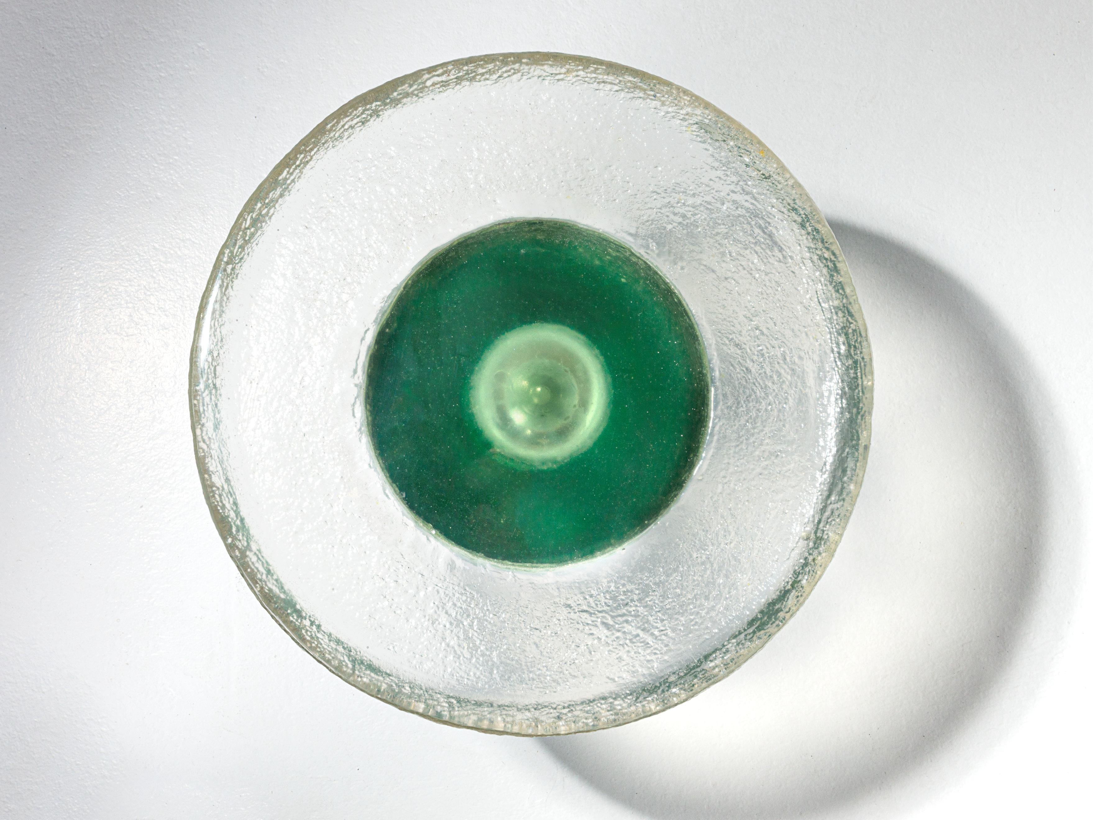 https://a.1stdibscdn.com/momo-green-resin-coffee-table-made-in-italy-by-hessentia-for-sale-picture-2/f_57252/f_464961521756809049973/Hessentia_Momo_coffee_table_18_extra_master.jpg