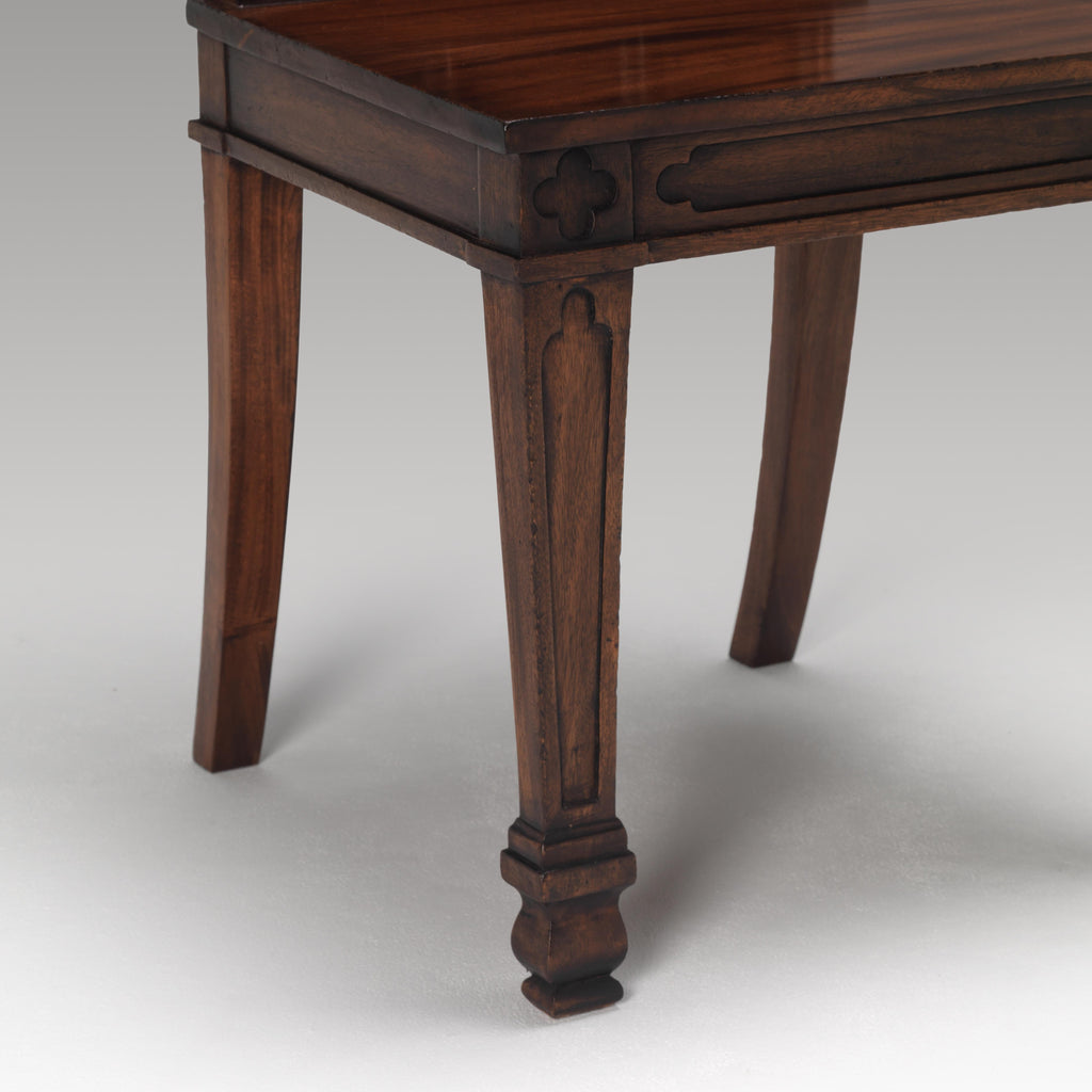 https://a.1stdibscdn.com/strawberry-hill-hall-chair-for-sale-picture-2/f_17242/f_482983921768303392743/High_res_2__master.jpg