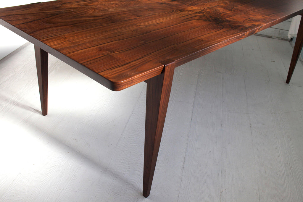 https://a.1stdibscdn.com/84-oslo-dining-table-in-oregon-walnut-by-studio-moe-for-sale-picture-6/f_51932/f_183215121584250622059/Home3_master.jpg