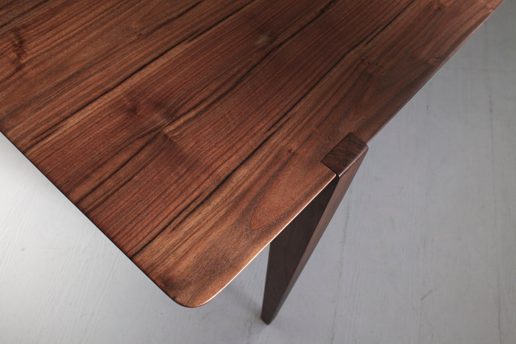 https://a.1stdibscdn.com/120-oslo-dining-table-in-oregon-walnut-by-studio-moe-for-sale-picture-4/f_51932/f_183215321584251490402/Home_page_5_master.jpg