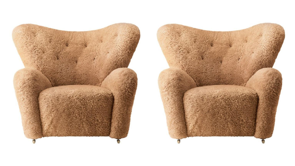 https://a.1stdibscdn.com/set-of-2-honey-sheepskin-the-tired-man-lounge-chair-by-lassen-for-sale-picture-2/f_12192/f_329313921677160007642/Honey_x2_master.jpg
