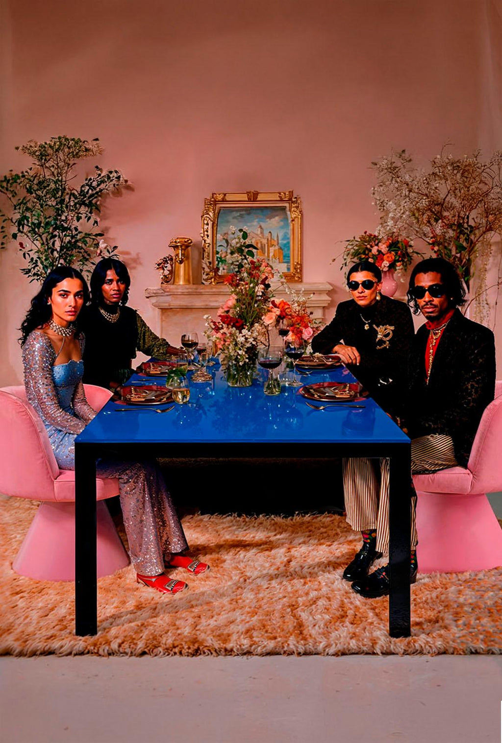 https://a.1stdibscdn.com/postmodern-space-age-pink-velvet-dining-chair-coraje-for-sale-picture-6/f_105132/f_456164621750933256084/HphoneDining_master.jpg