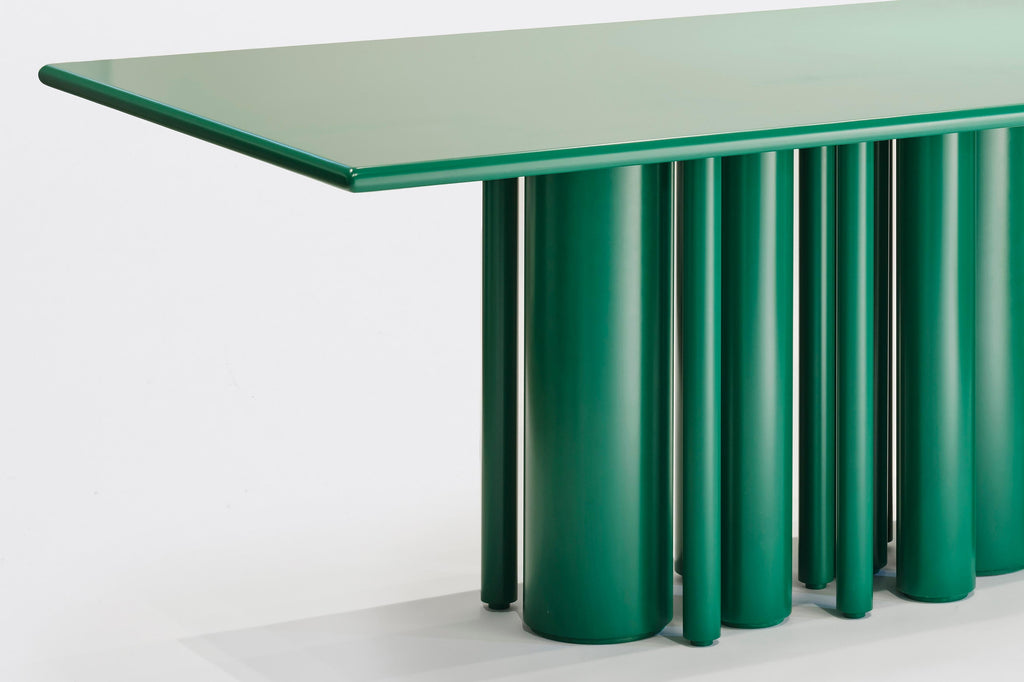 https://a.1stdibscdn.com/contemporary-matte-lacquer-dining-table-in-green-for-soshiro-by-interni-for-sale-picture-6/f_57262/f_272991521644418859851/ID005_WOLF_050_WEB_master.jpg