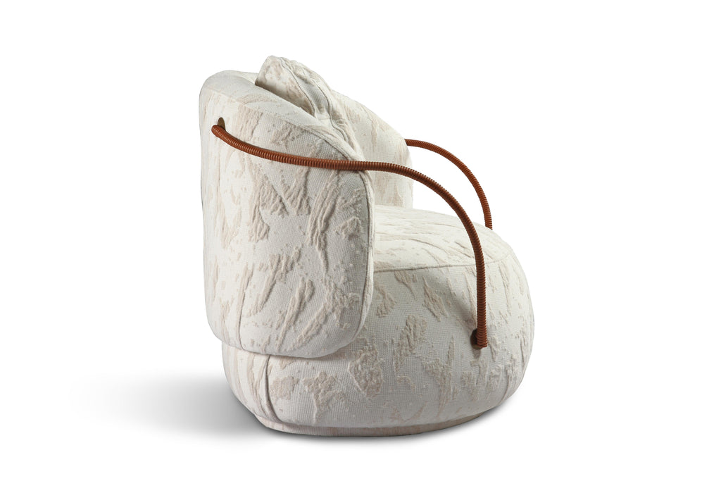 https://a.1stdibscdn.com/pietra-curved-armchair-with-leather-arms-upholstered-in-knit-3d-for-sale-picture-4/f_56842/f_445670421744835065831/IMG_0035_master.jpg