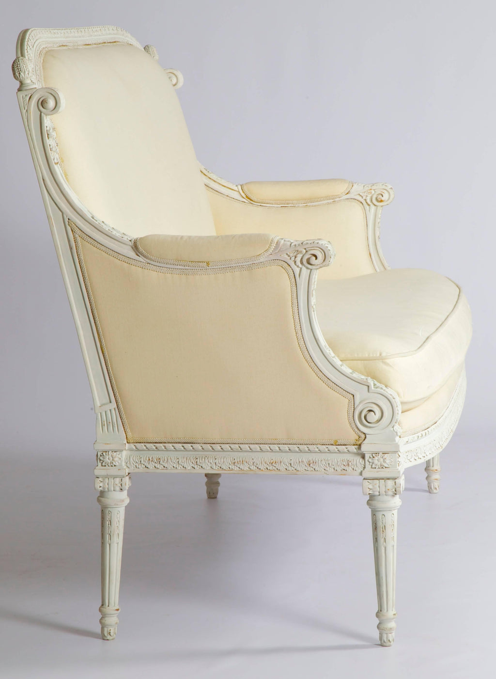 https://a.1stdibscdn.com/louis-xvi-style-sofa-for-sale-picture-3/archivesE/upload/f_23353/f_100512411520267857359/IMG_0044_master.jpg