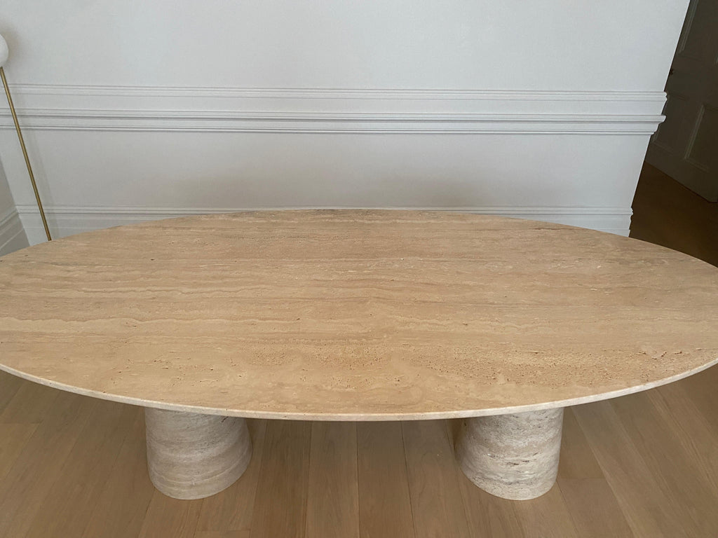 https://a.1stdibscdn.com/bespoke-italian-travertine-oval-dining-table-for-sale-picture-3/f_47872/f_452299121748527396337/IMG_0291_master.jpeg