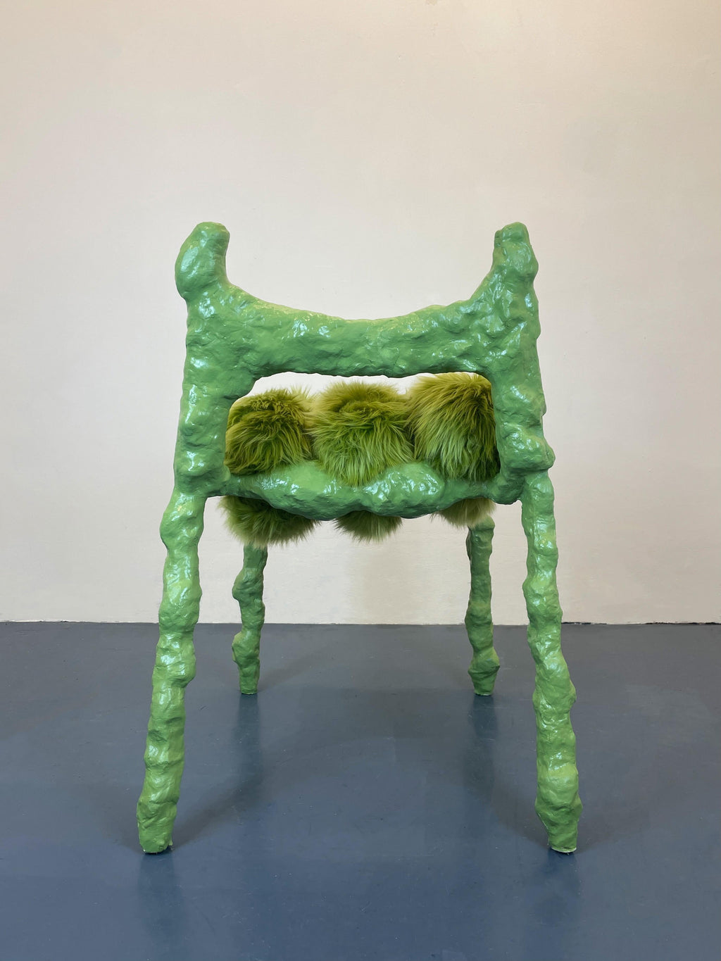 https://a.1stdibscdn.com/monster-chair-by-maria-zakioso-for-sale-picture-2/f_12192/f_415739921726867046370/IMG_0322_master.JPG