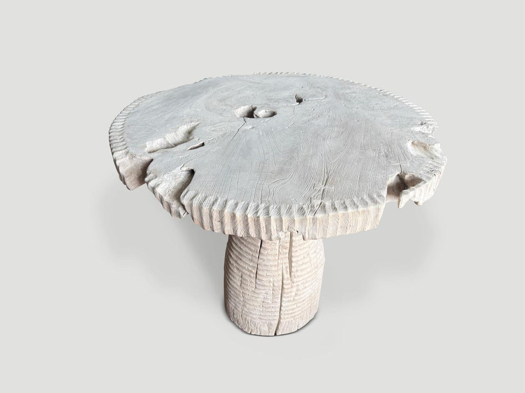 https://a.1stdibscdn.com/andrianna-shamaris-bleached-teak-entry-table-in-modern-organic-design-for-sale-picture-4/f_10806/f_490922421772747951883/IMG_0329_master.jpeg