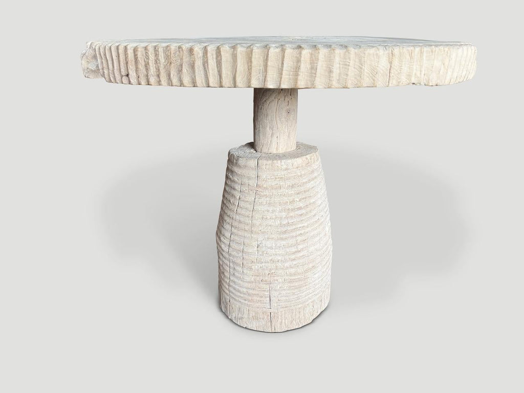 https://a.1stdibscdn.com/andrianna-shamaris-bleached-teak-entry-table-in-modern-organic-design-for-sale-picture-2/f_10806/f_490922421772747951918/IMG_0339_master.jpeg