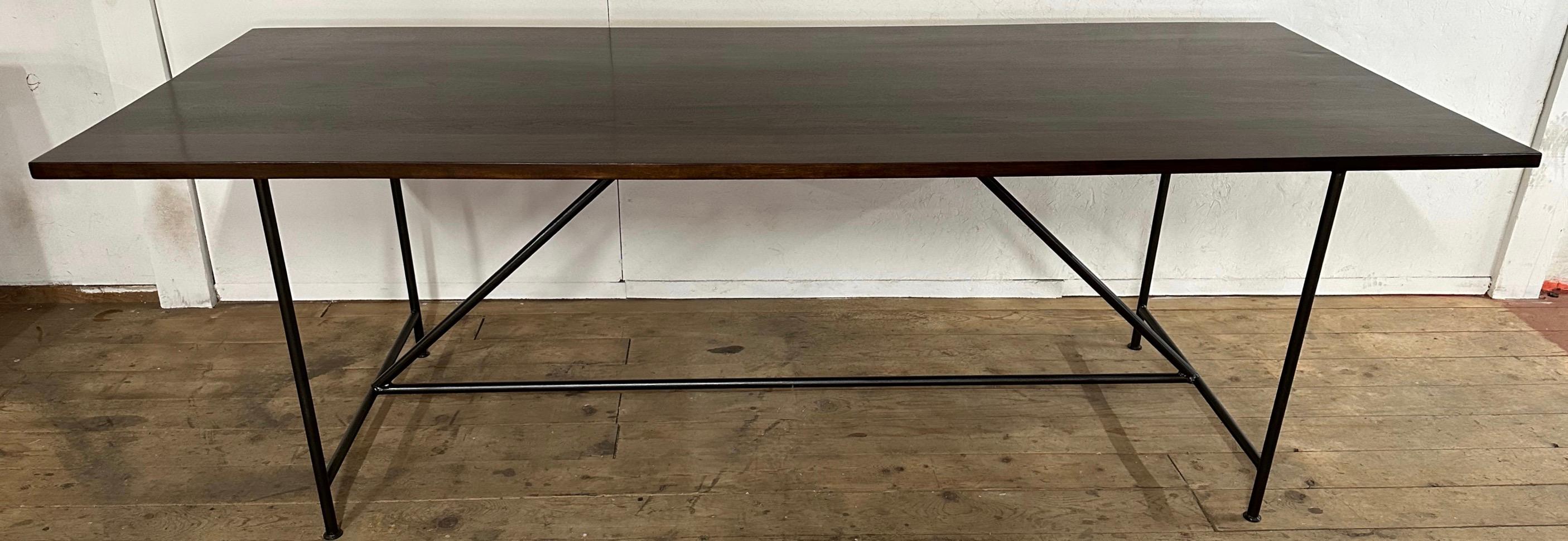 https://a.1stdibscdn.com/custom-neo-classical-style-metal-garden-dining-table-base-for-sale-picture-6/f_8334/f_332775421679178255448/IMG_0374_master.jpg