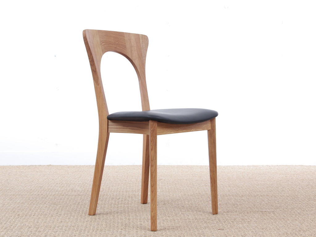 https://a.1stdibscdn.com/mid-century-modern-scandinavian-dining-chair-model-peter-by-niels-koefoed-for-sale-picture-2/f_17192/1526508765433/IMG_0412_master.JPG