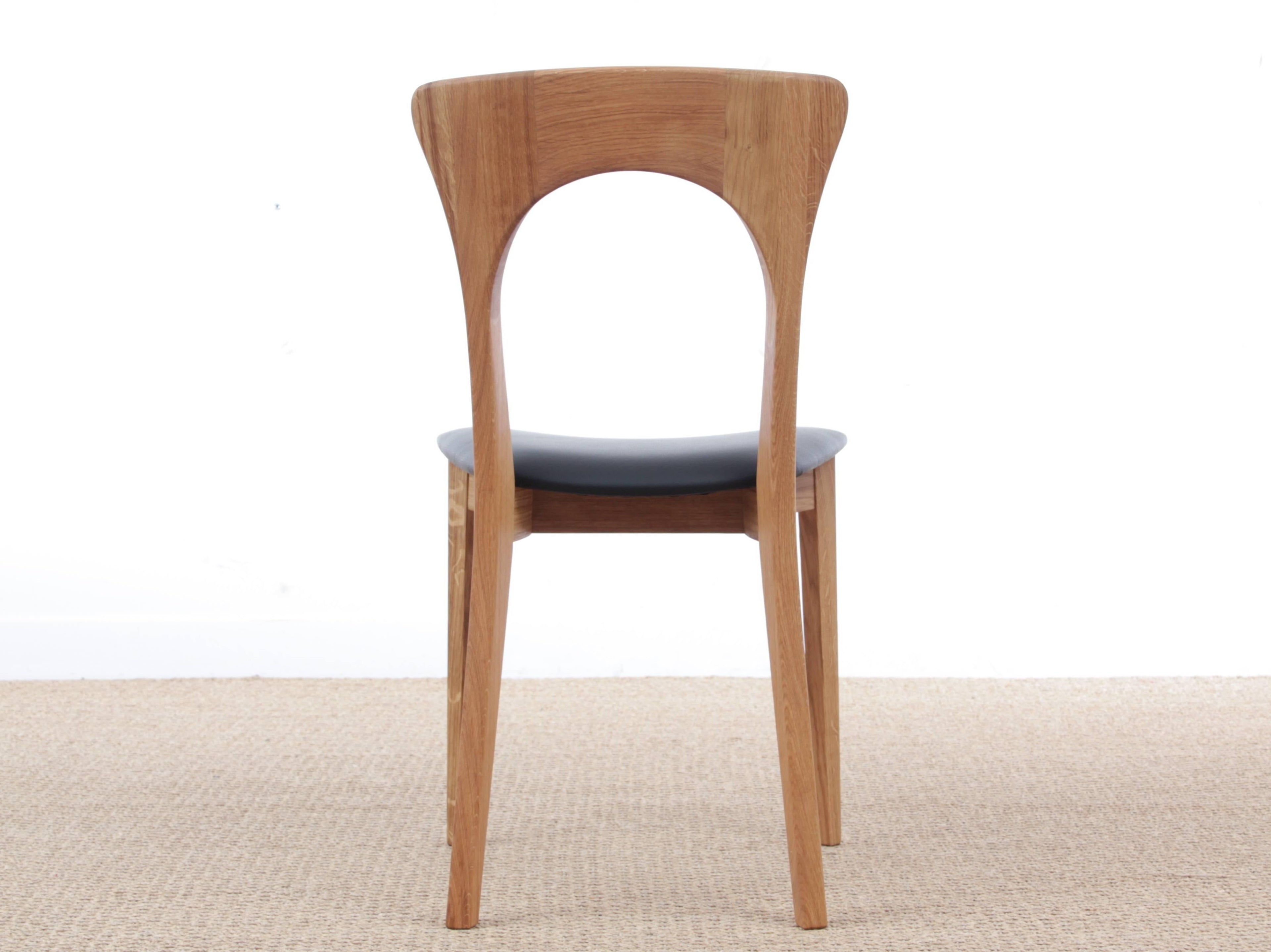 https://a.1stdibscdn.com/mid-century-modern-scandinavian-dining-chair-model-peter-by-niels-koefoed-for-sale-picture-5/f_17192/1526508765220/IMG_0418_master.JPG