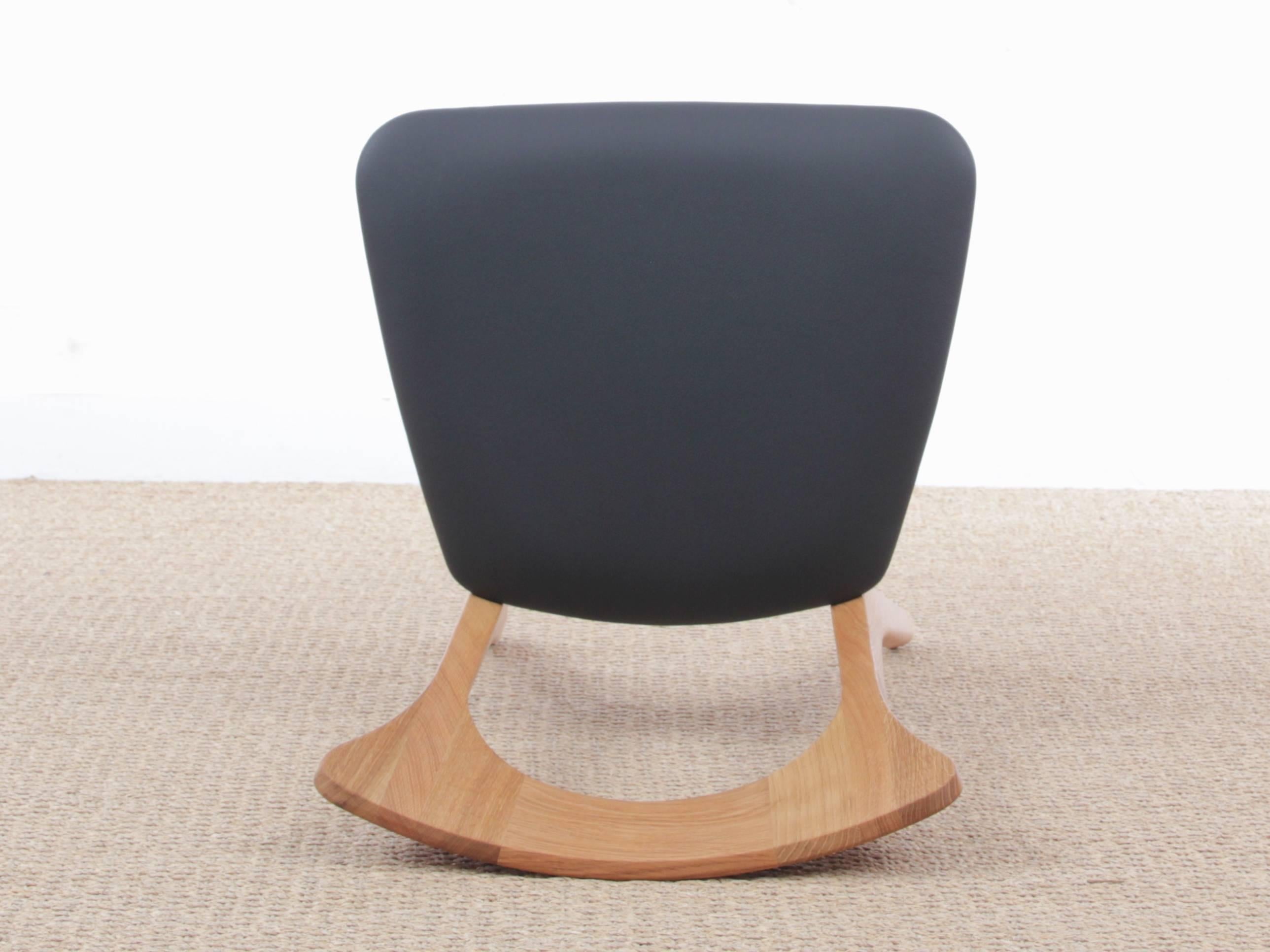 https://a.1stdibscdn.com/mid-century-modern-scandinavian-dining-chair-model-peter-by-niels-koefoed-for-sale-picture-6/f_17192/1526508765217/IMG_0419_master.JPG