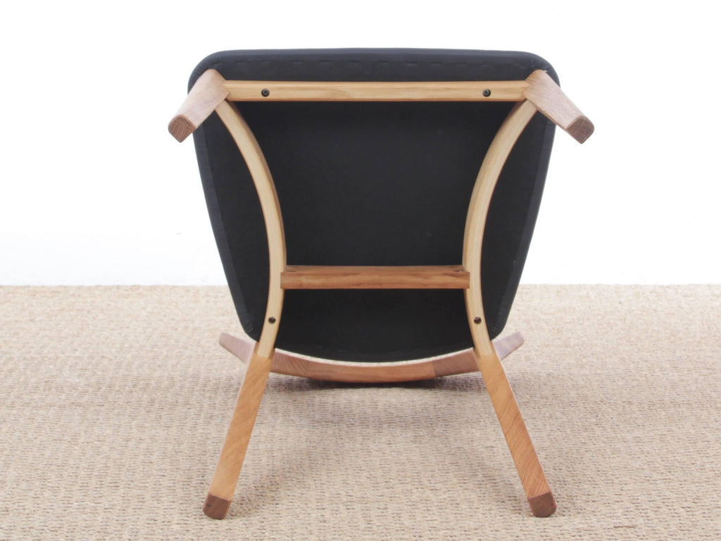 https://a.1stdibscdn.com/mid-century-modern-scandinavian-dining-chair-model-peter-by-niels-koefoed-for-sale-picture-7/f_17192/1526508766539/IMG_0420_master.JPG