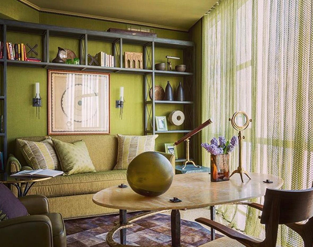 https://a.1stdibscdn.com/bronze-coffee-table-with-glass-or-stone-top-for-sale-picture-8/f_54442/f_207184321630363471893/IMG_0537_master.jpeg
