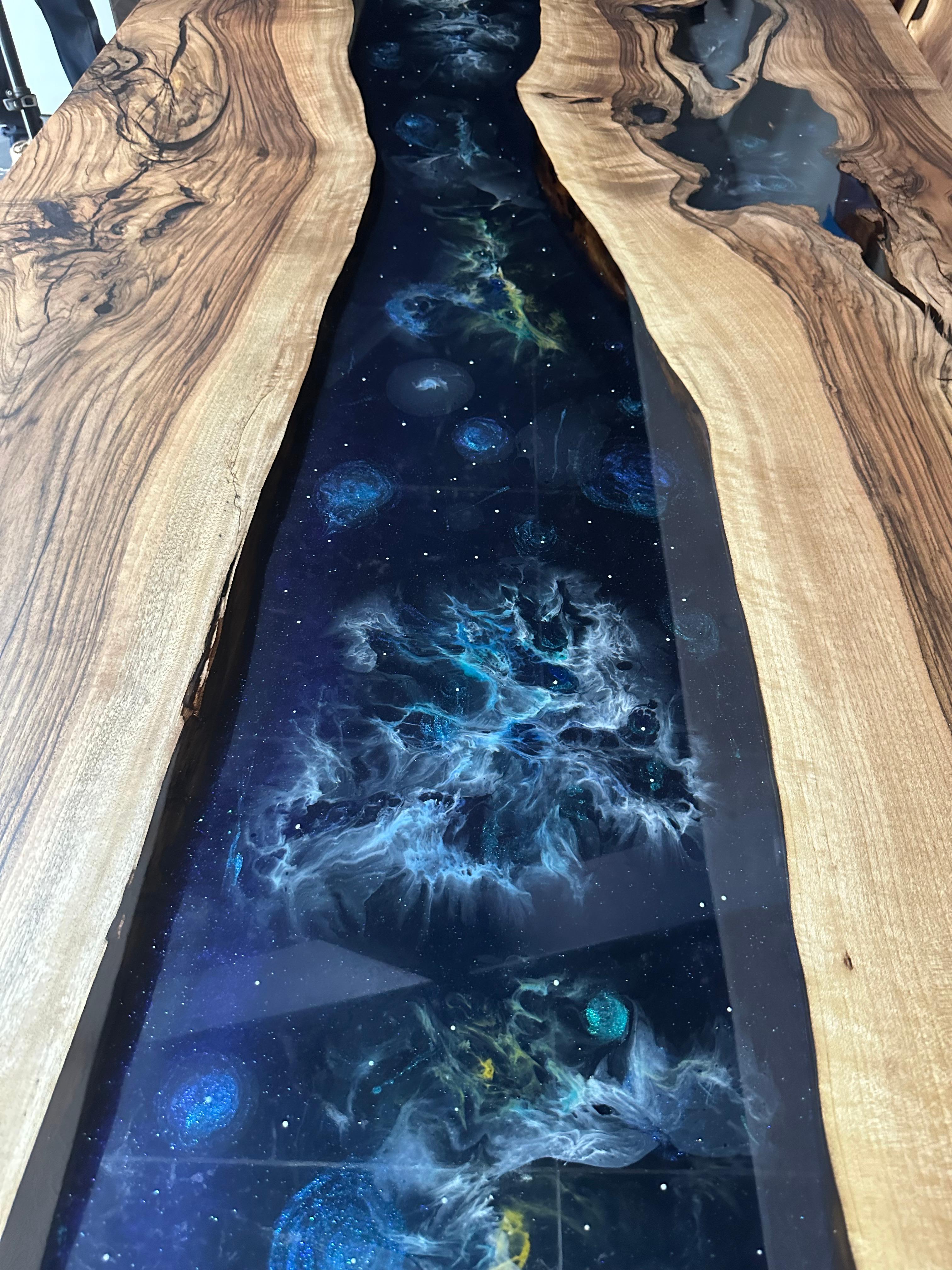 https://a.1stdibscdn.com/space-epoxy-resin-river-dining-table-live-edge-walnut-wood-for-sale-picture-6/f_91932/f_363308321695732405892/IMG_0624_master.jpg
