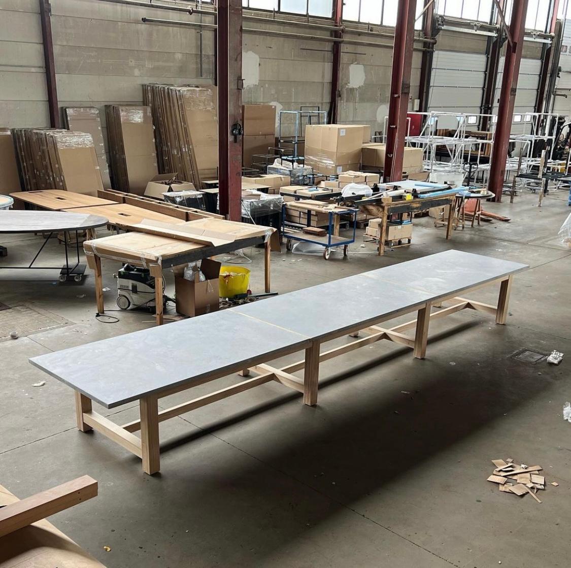 https://a.1stdibscdn.com/22-24-person-outdoor-brutalist-table-in-solid-oak-belgian-bluestone-heerenhuis-for-sale-picture-6/f_27693/f_469748021760394937254/IMG_0636_master.jpg