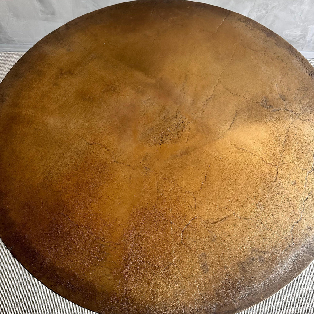 https://a.1stdibscdn.com/metal-round-dining-table-in-aged-brass-patina-for-sale-picture-7/f_18223/f_437843521740422794267/IMG_0821_master.jpg