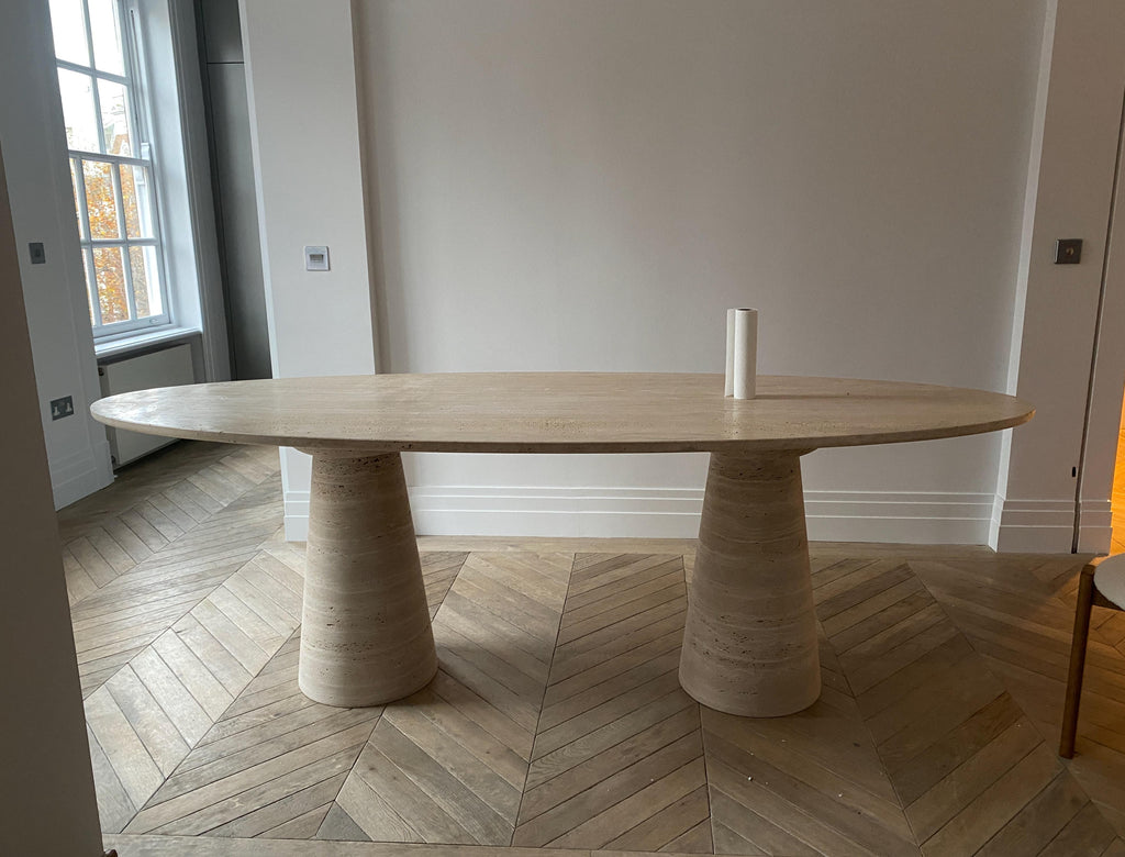 https://a.1stdibscdn.com/bespoke-italian-travertine-oval-dining-table-for-sale-picture-7/f_47872/f_452299121748527447101/IMG_0856_master.jpeg