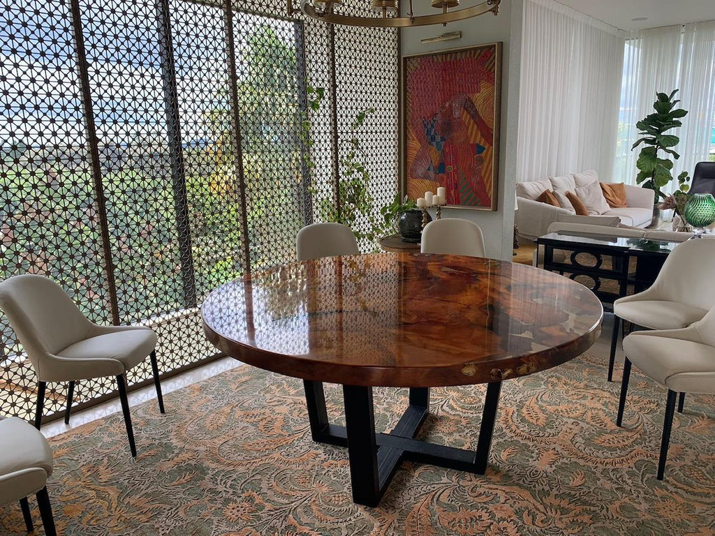 https://a.1stdibscdn.com/kauri-round-dining-table-14m-diameter-in-solid-ancient-kauri-wood-for-sale-picture-11/f_79872/f_369705521699326191684/IMG_0860_master.JPG