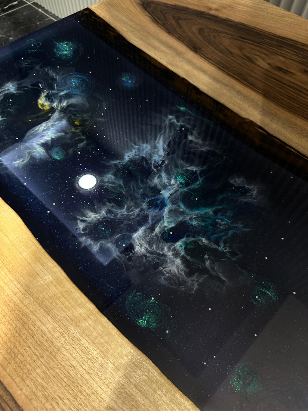 https://a.1stdibscdn.com/space-epoxy-resin-river-dining-table-live-edge-walnut-wood-for-sale-picture-8/f_91932/f_363308321695732404334/IMG_0941_master.jpg