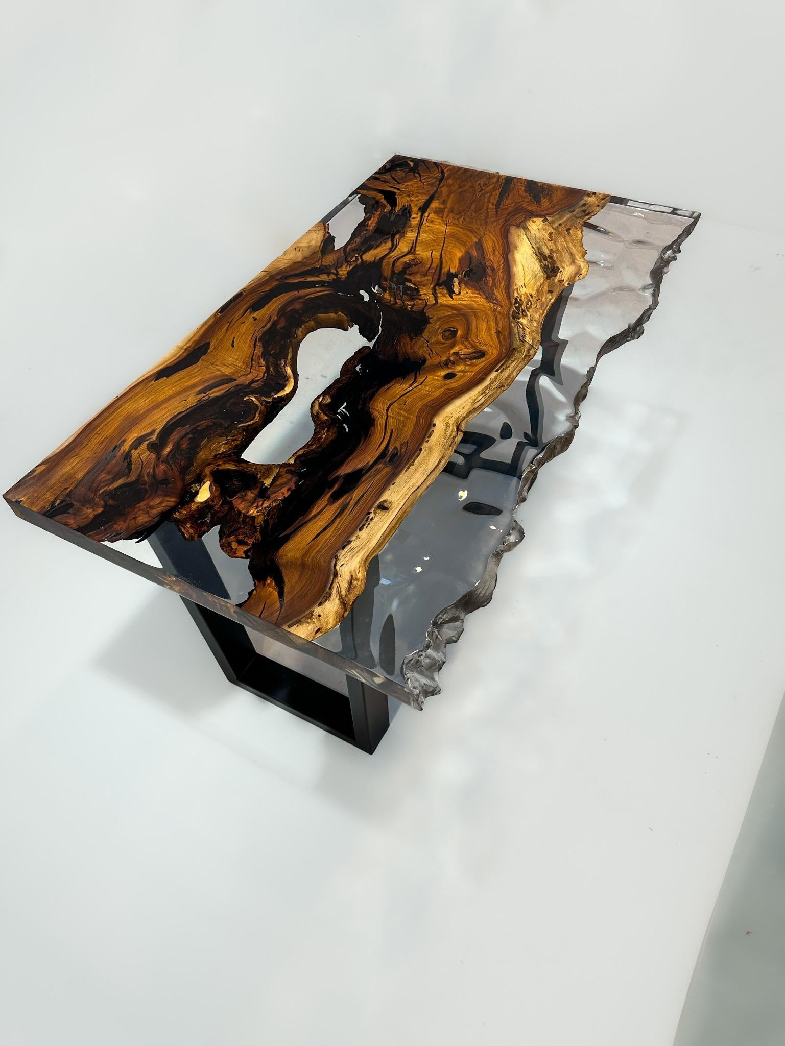 https://a.1stdibscdn.com/post-modern-live-edge-resin-dining-table-wood-kitchen-table-for-sale-picture-2/f_91932/f_417596621728045292269/IMG_1029_master.JPG