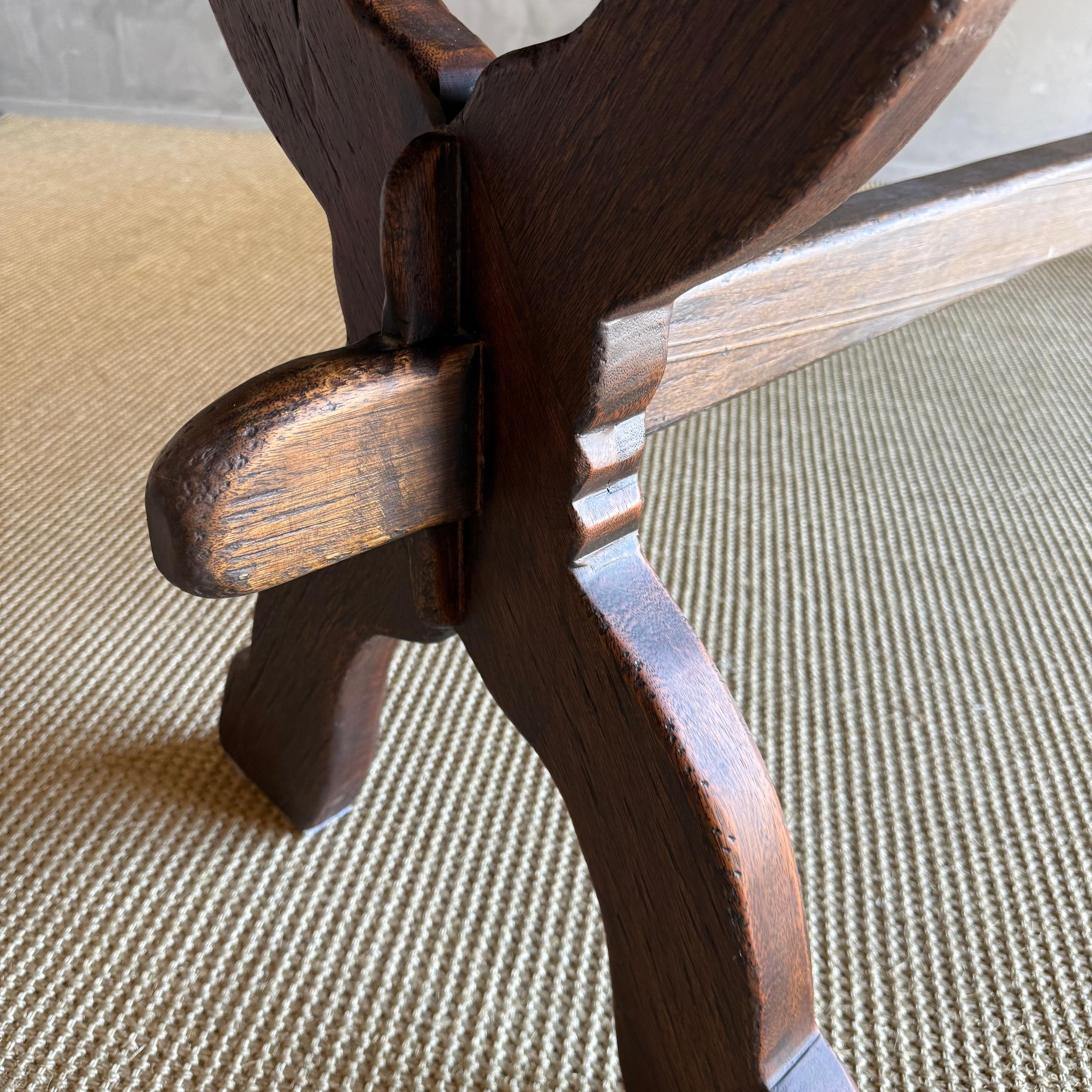 https://a.1stdibscdn.com/custom-made-reclaimed-wood-dining-table-in-walnut-finish-13-foot-long-for-sale-picture-12/f_18223/f_484772621769201451762/IMG_1071_master.jpg