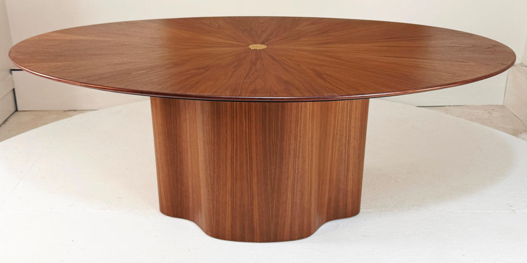 https://a.1stdibscdn.com/new-series-dining-table-focus-in-walnut-in-oval-and-round-for-sale-picture-4/f_16162/f_478780421765582907348/IMG_1071_master.JPG