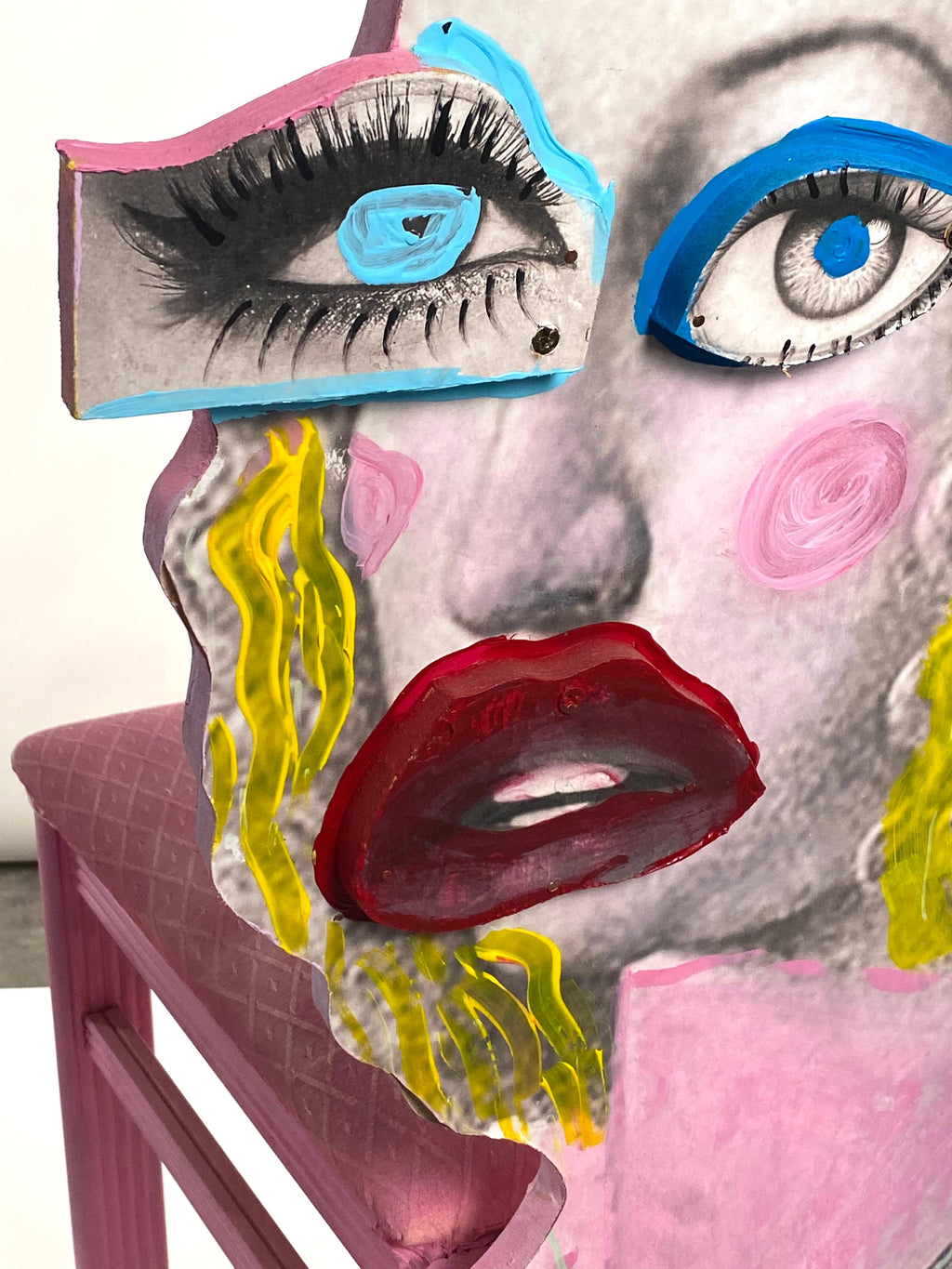 https://a.1stdibscdn.com/pink-face-sculptural-wood-chair-21st-century-by-mattia-biagi-for-sale-picture-5/f_56272/f_235377821619466648400/IMG_1072_master.JPG