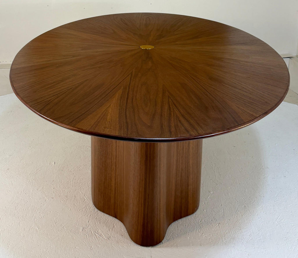 https://a.1stdibscdn.com/new-series-dining-table-in-walnut-oval-and-round-for-sale-picture-8/f_16162/f_482741721768170480489/IMG_1074_copy_master.JPG