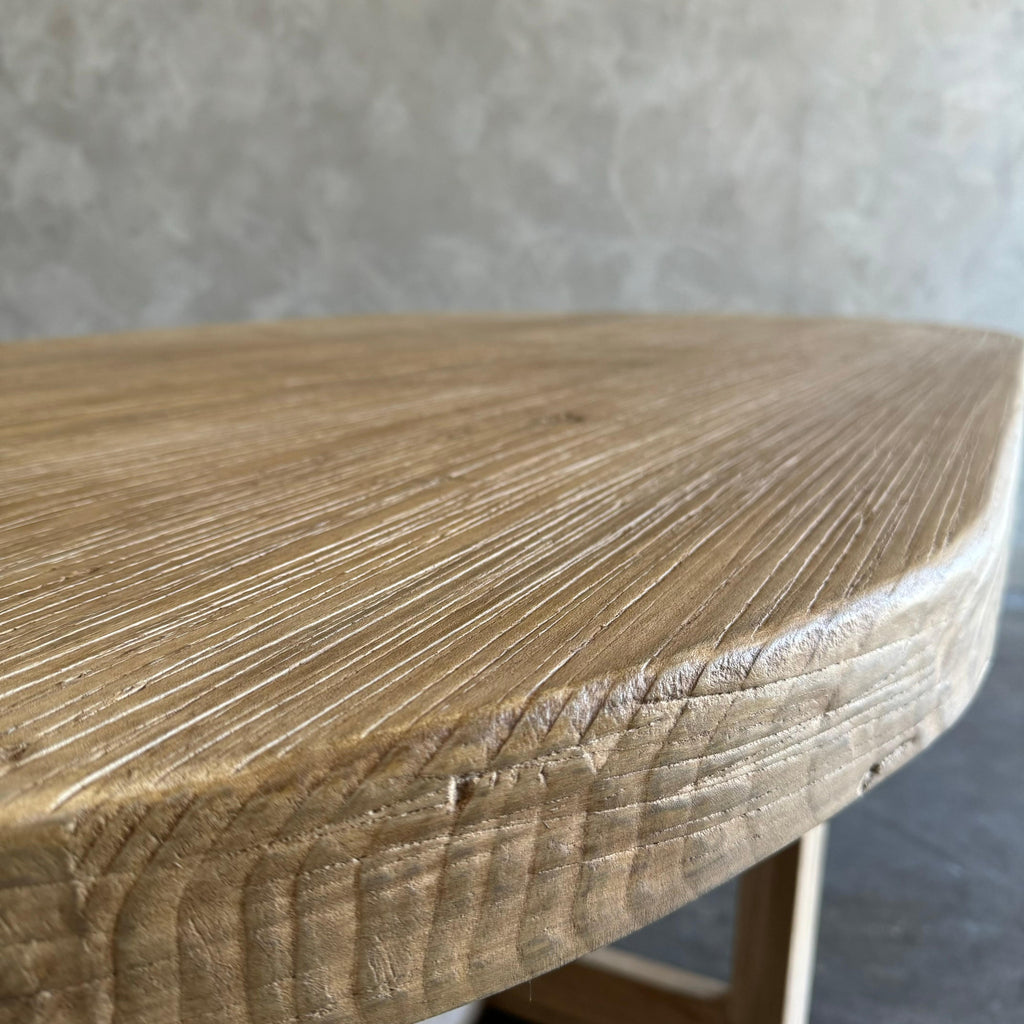 https://a.1stdibscdn.com/jorja-dining-table-for-sale-picture-6/f_18223/f_408237521722102189584/IMG_1125_master.jpeg