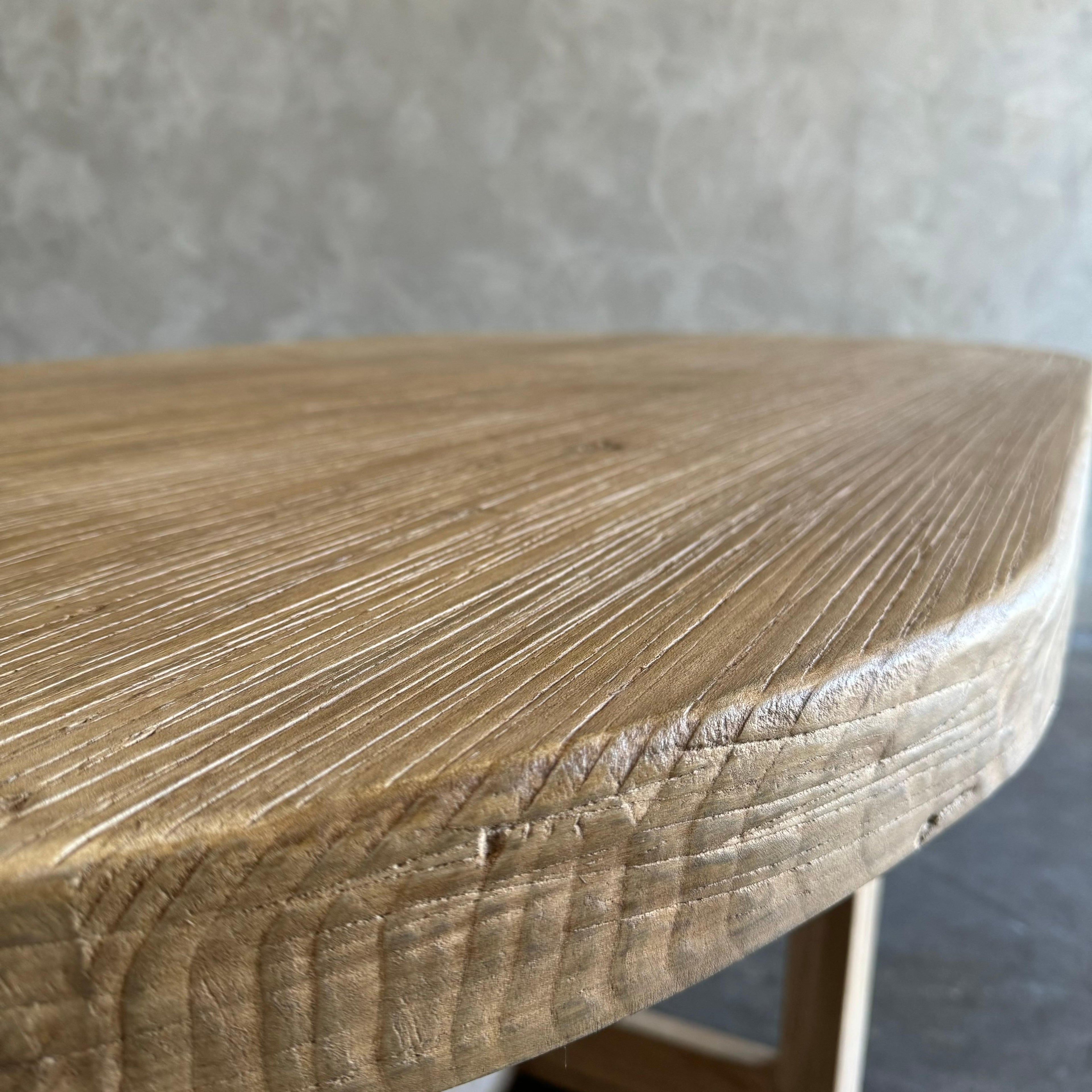 https://a.1stdibscdn.com/jorja-dining-table-for-sale-picture-6/f_18223/f_408237521722102189584/IMG_1125_master.jpeg