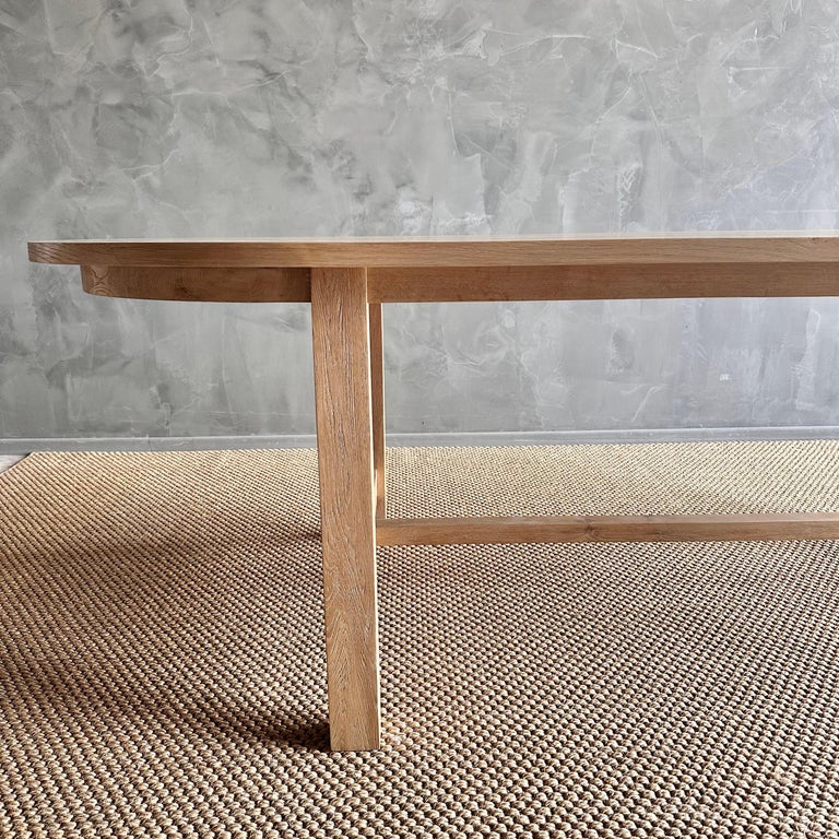 https://a.1stdibscdn.com/oval-dining-table-in-natural-white-oak-74-for-sale-picture-4/f_18223/f_493756421774468054317/IMG_1145_master.jpg?width=768