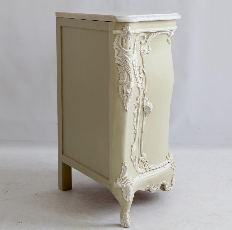 https://a.1stdibscdn.com/louis-xv-style-corner-cabinet-made-by-la-maison-london-with-carrara-marble-top-for-sale-picture-2/f_23353/1596642272395/IMG_1195_master.jpeg