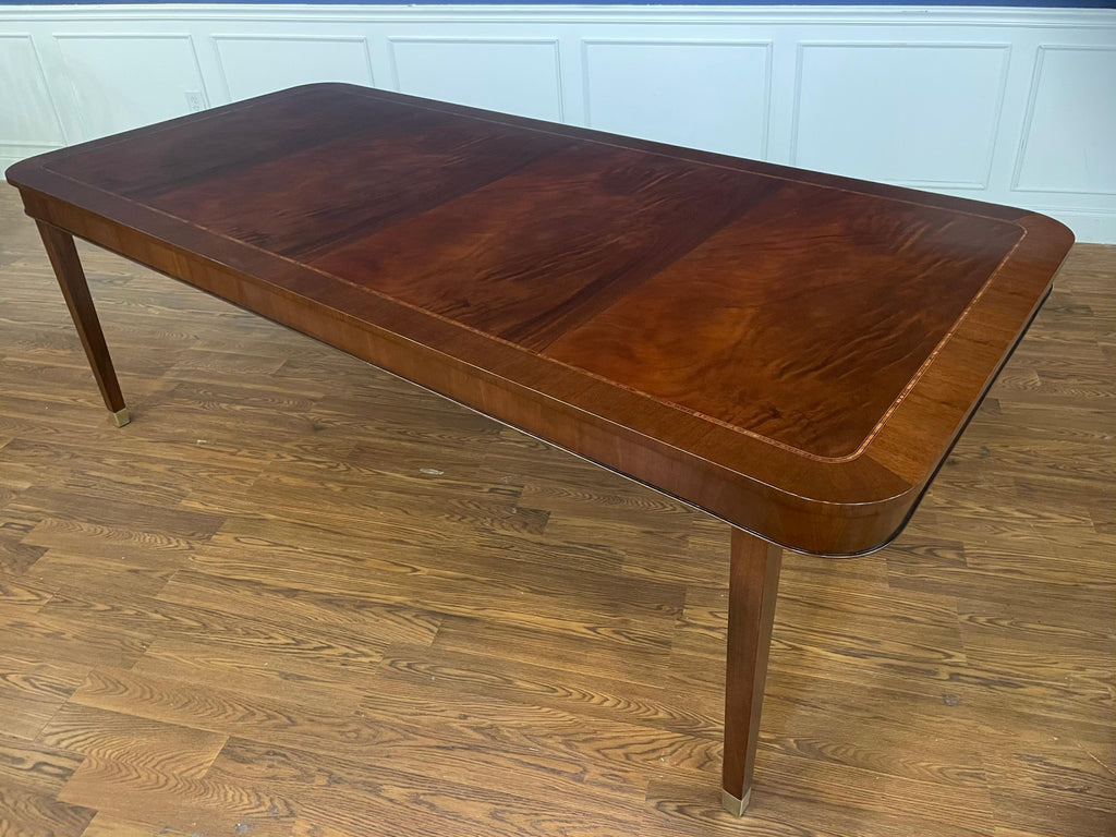 https://a.1stdibscdn.com/hepplewhite-style-mahogany-four-leg-dining-table-made-to-order-for-sale-picture-13/f_44162/f_391790121712550549445/IMG_1402_master.jpeg