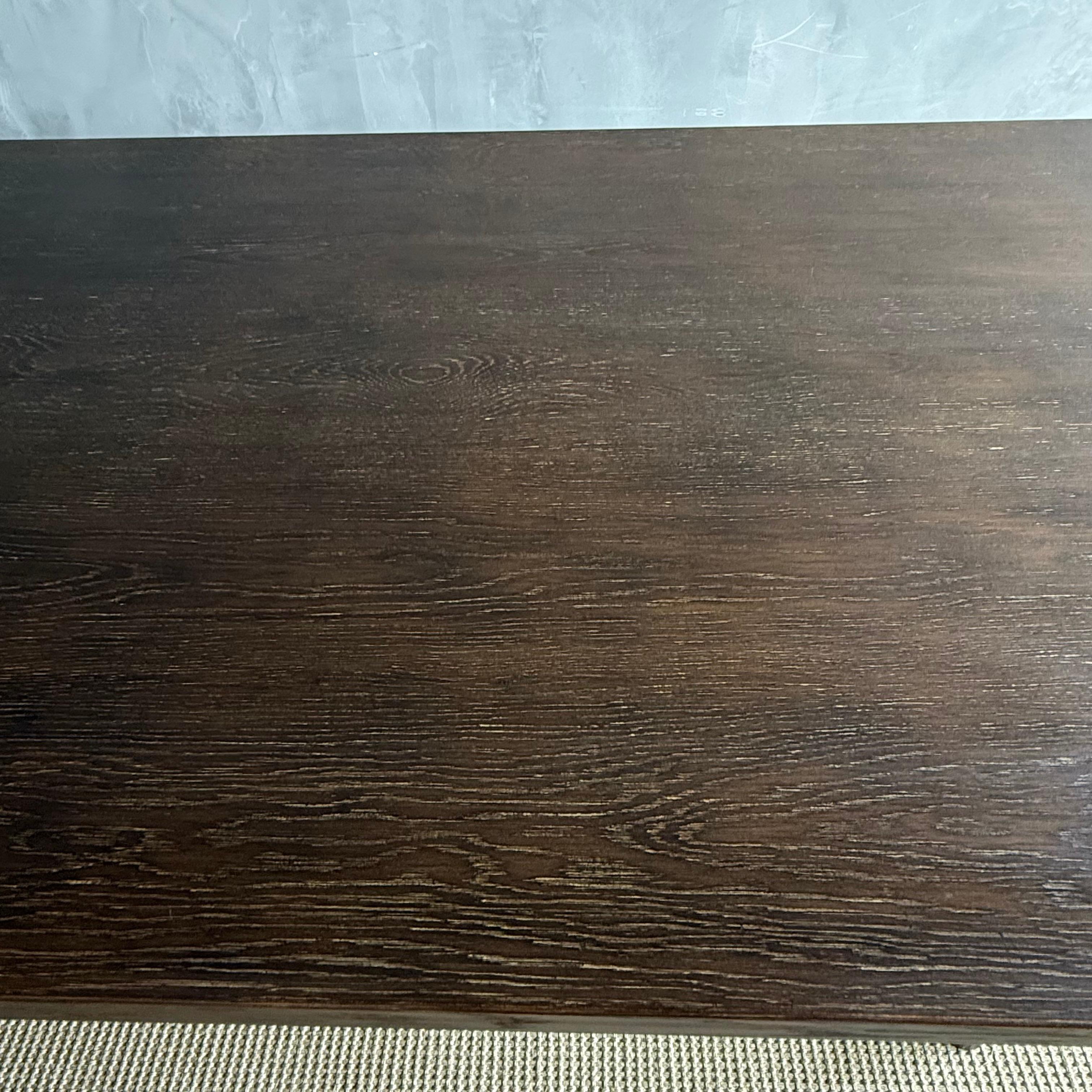 https://a.1stdibscdn.com/reclaimed-wood-oak-dining-table-84-for-sale-picture-13/f_18223/f_476597921763774057974/IMG_1410_2_master.jpg