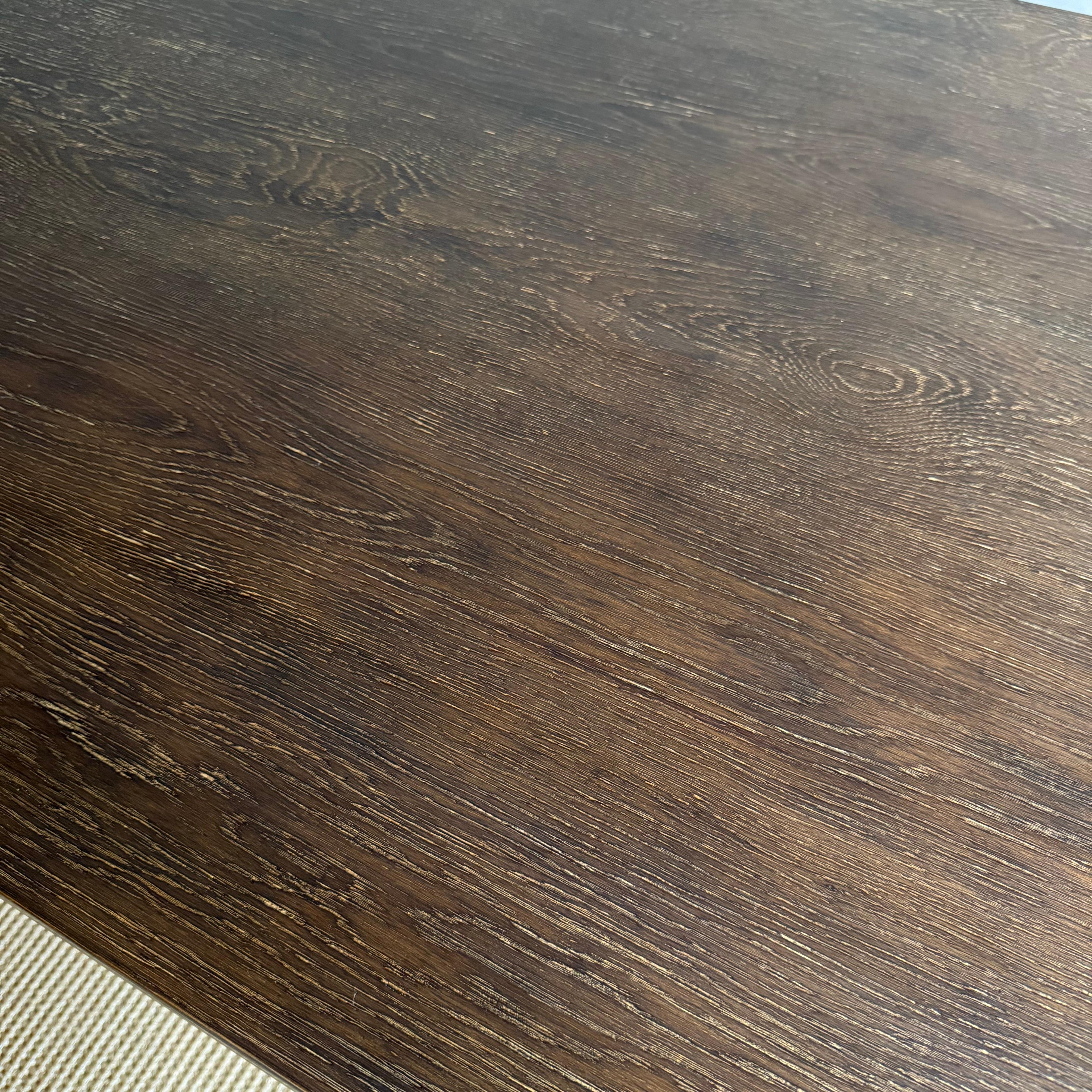 https://a.1stdibscdn.com/reclaimed-wood-oak-dining-table-84-for-sale-picture-15/f_18223/f_476597921763774056205/IMG_1412_2_master.jpg